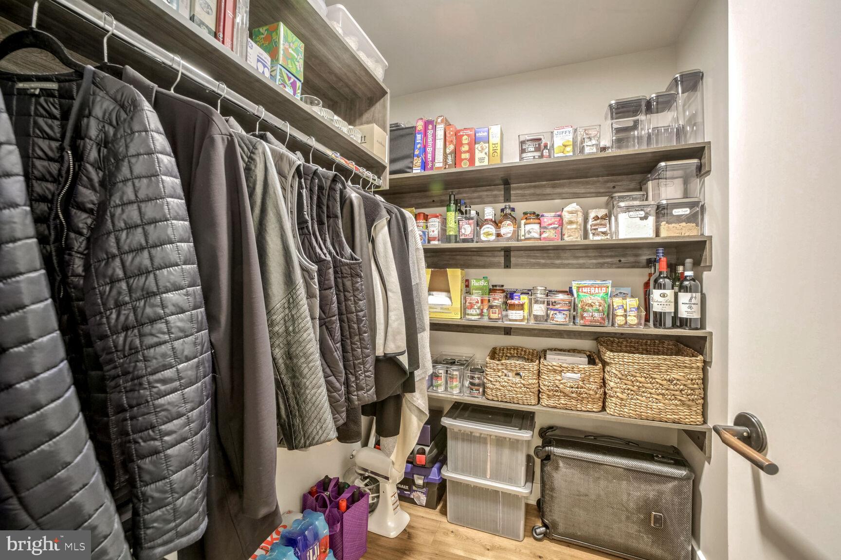 ROSSLYN - Residential