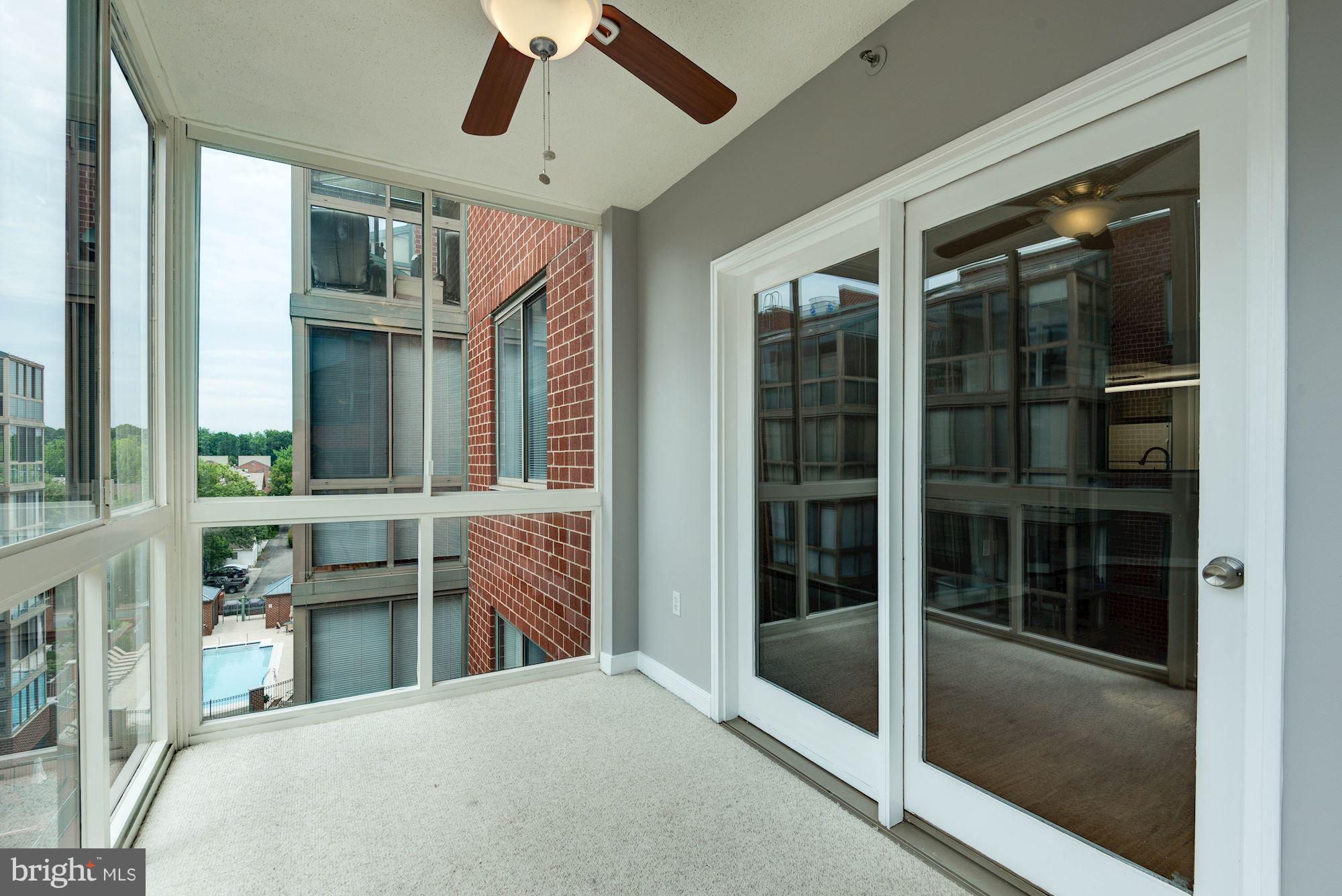 WINDSOR PLAZA - Residential