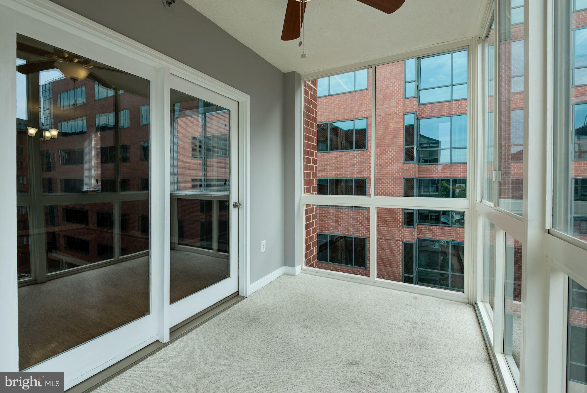 WINDSOR PLAZA - Residential