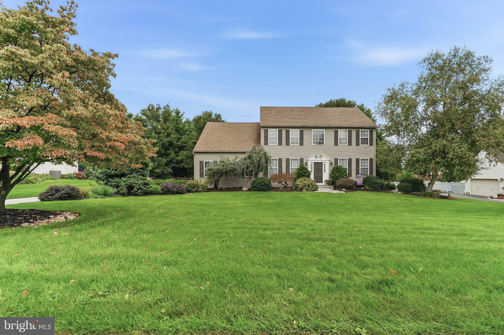 131 RAMBLEWOOD DRIVE