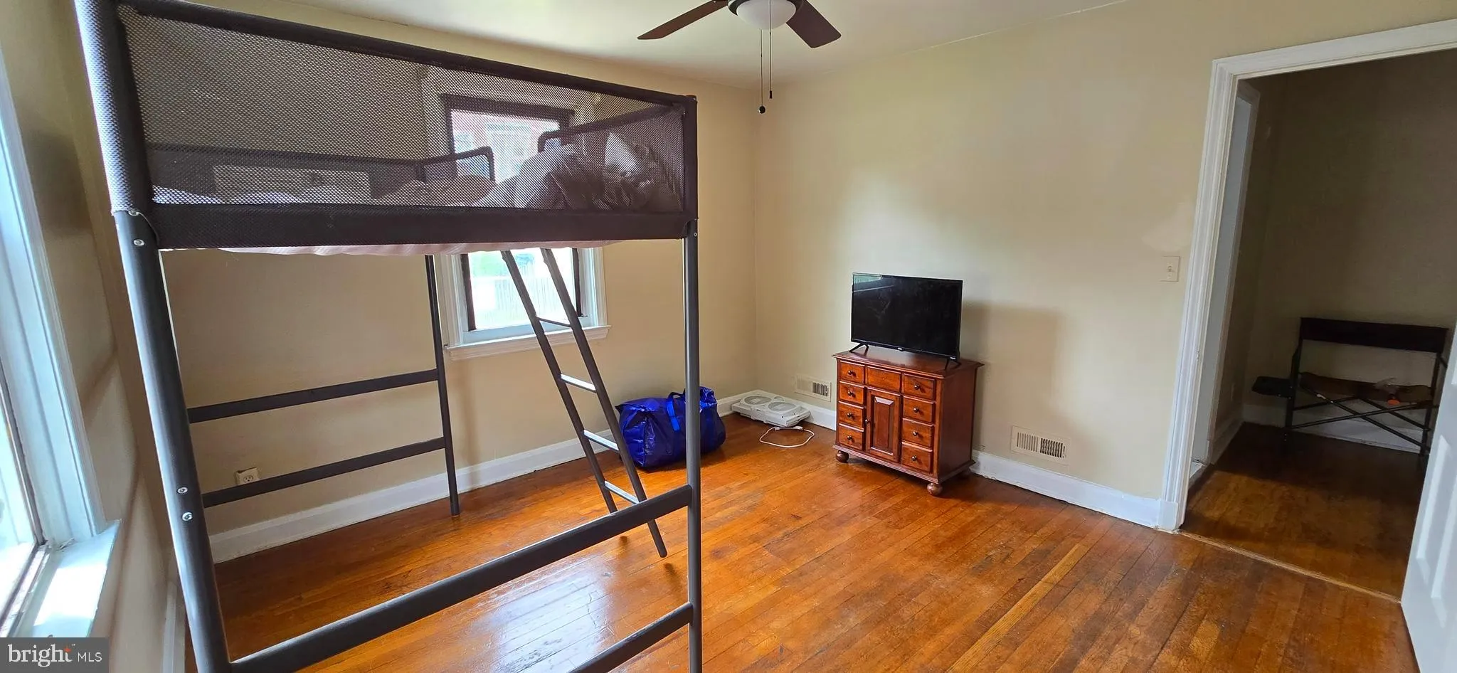 Baltimore, Maryland 21218, United States, 3 Bedrooms Bedrooms, ,2 BathroomsBathrooms,Residential,Active,134501