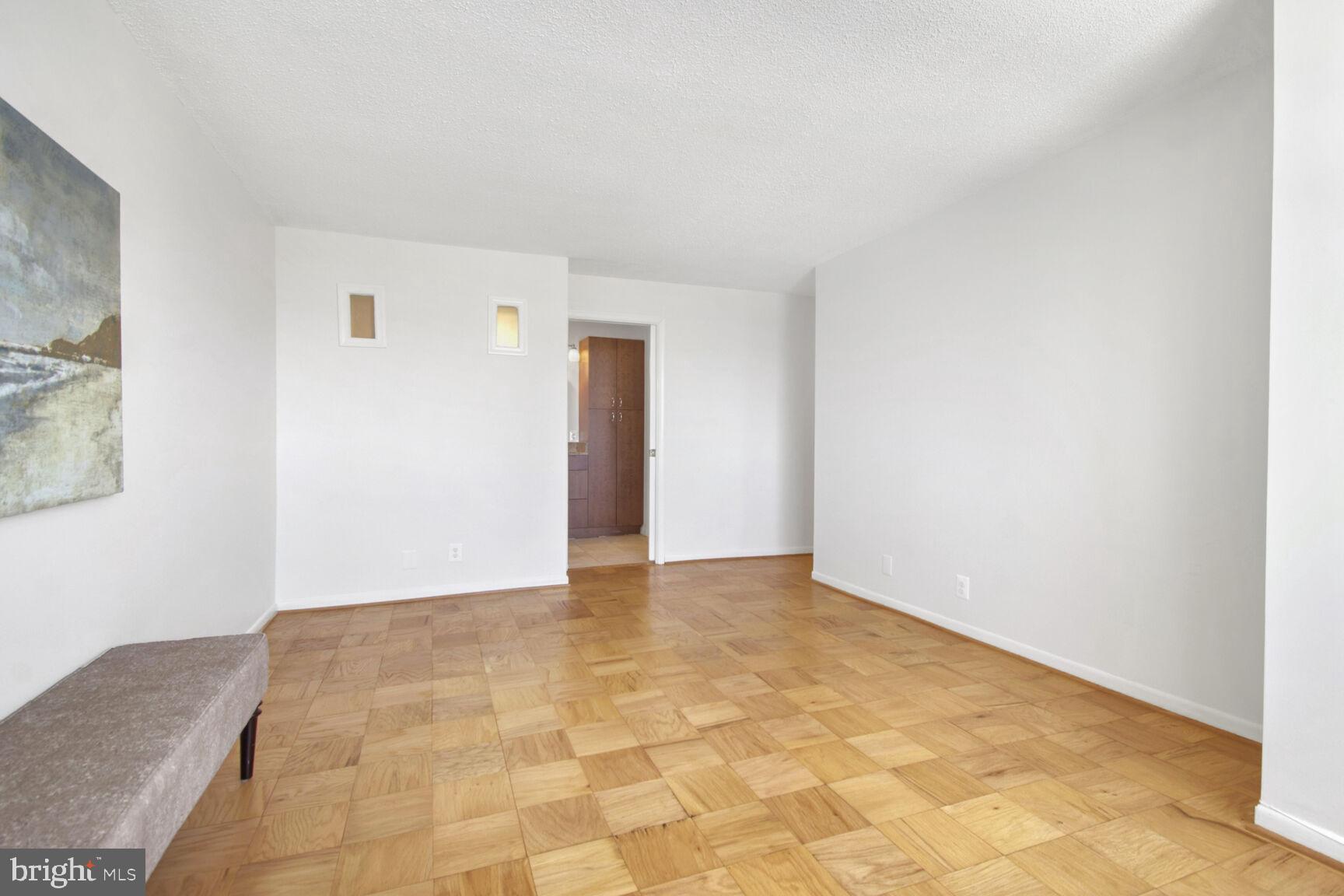 FRIENDSHIP HEIGHTS - Residential