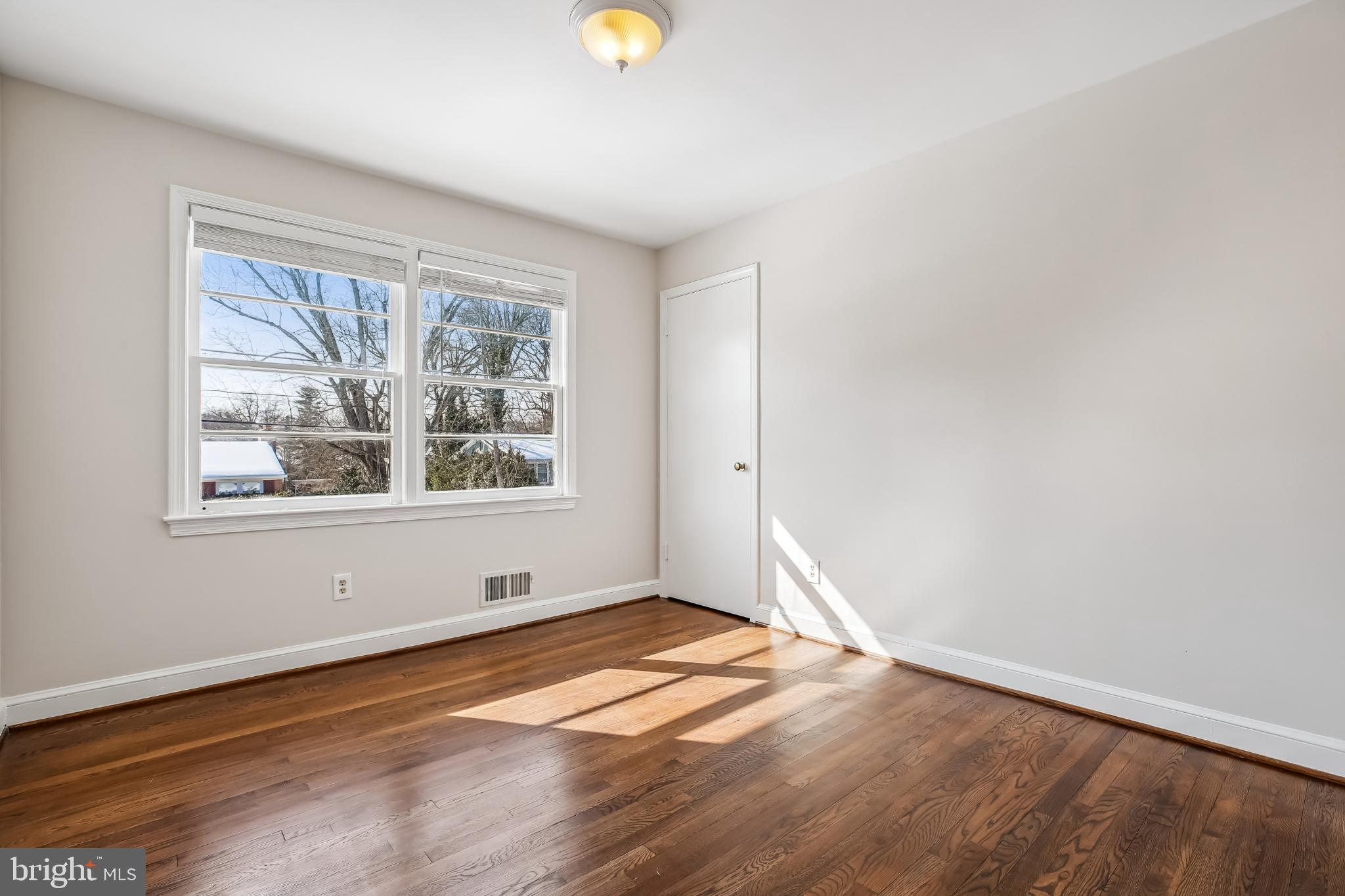 WOODBURN - Residential