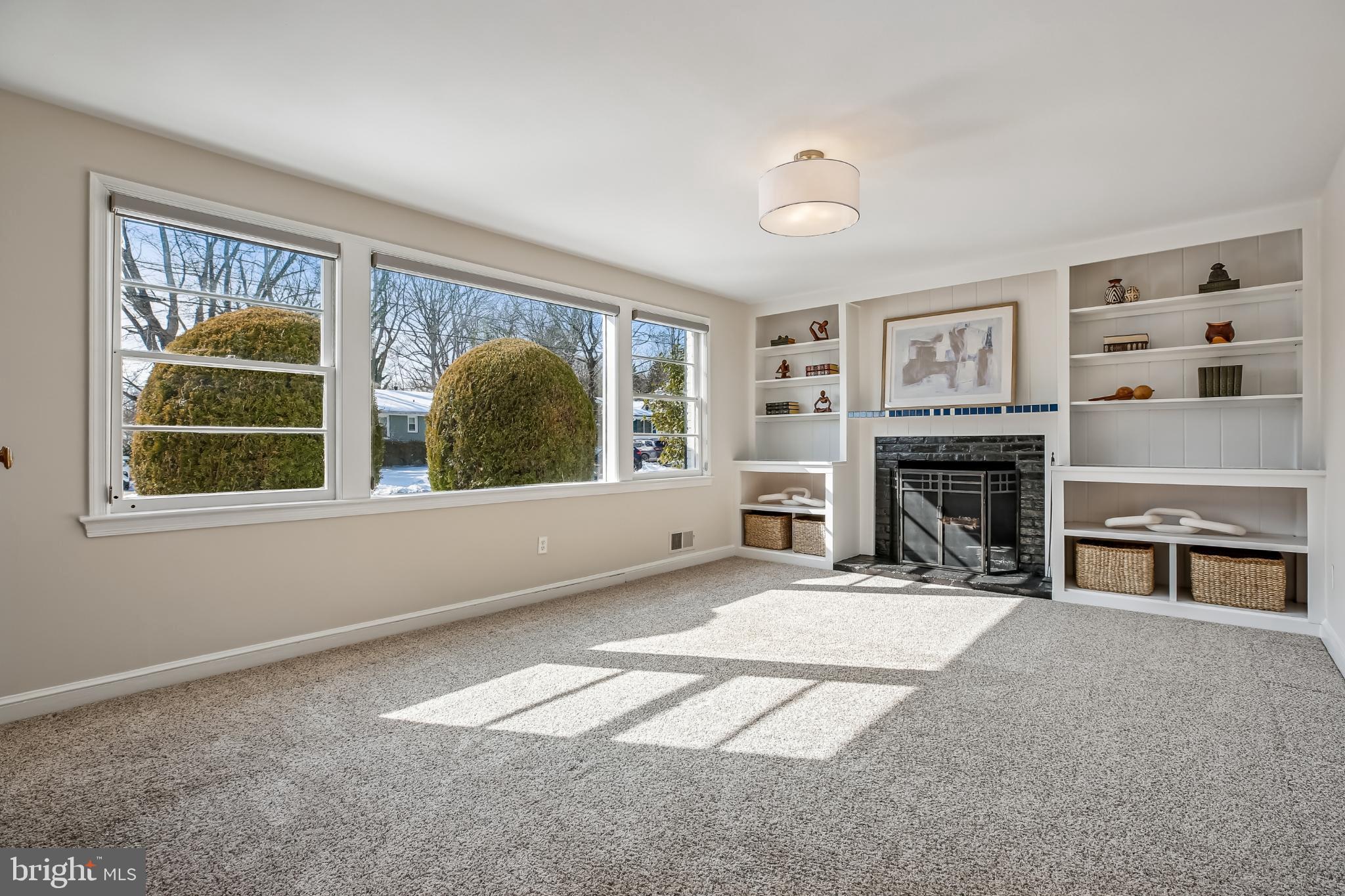 WOODBURN - Residential