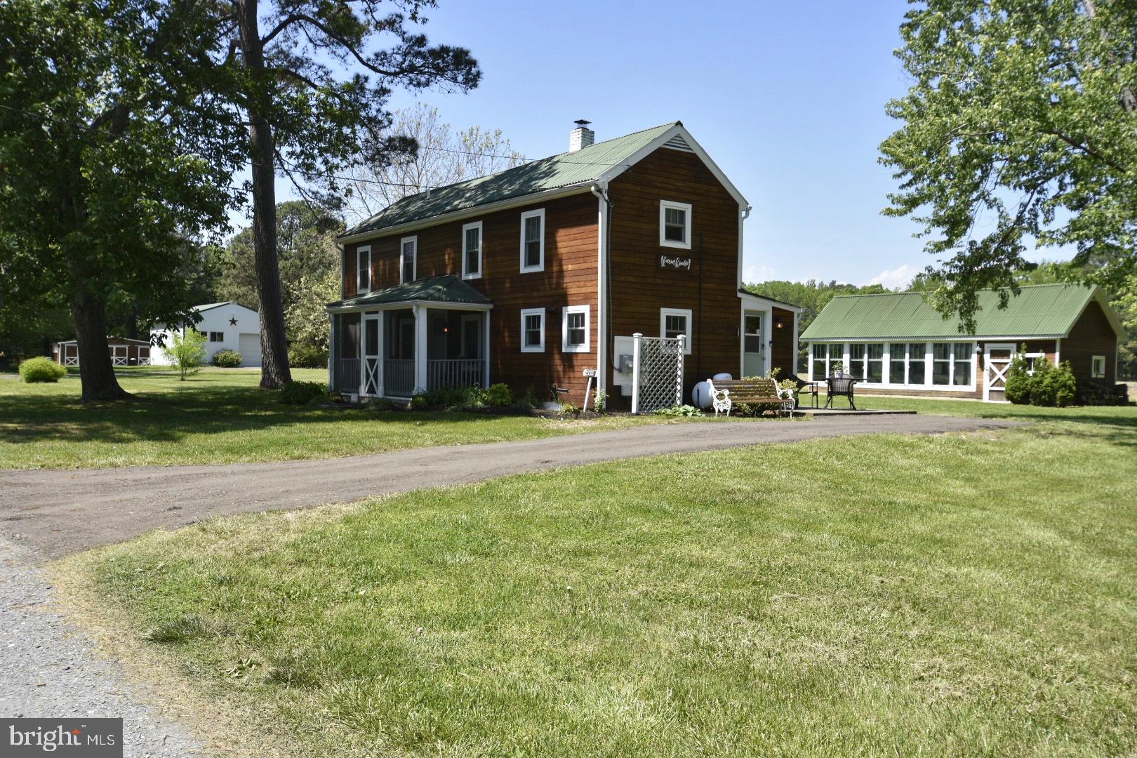 23336 TUNIS LANE