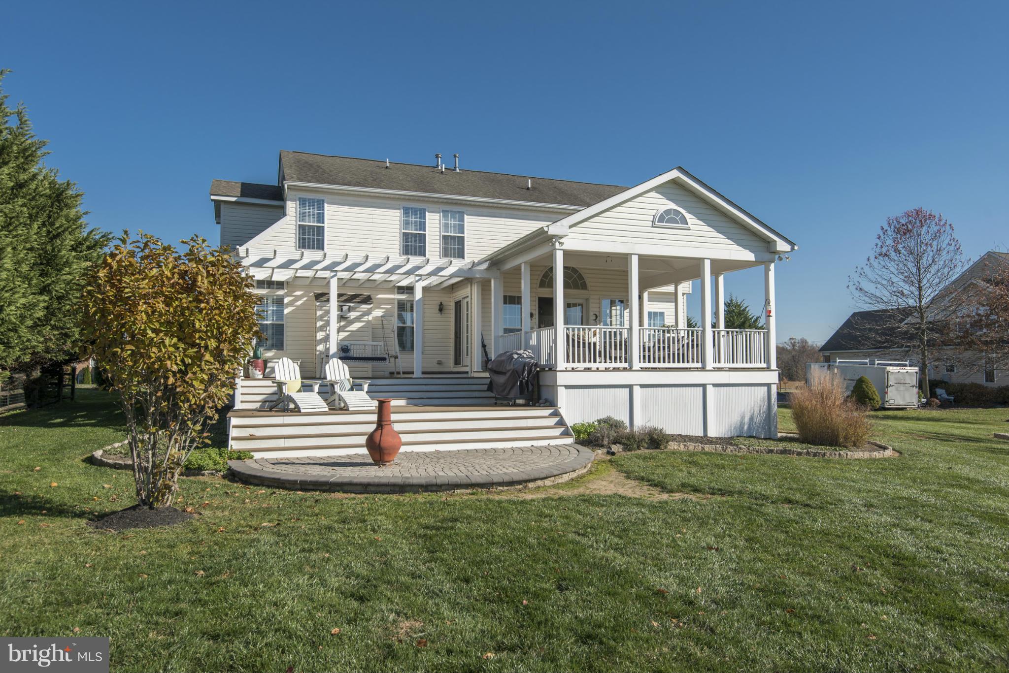 PELHAM MANOR - Residential