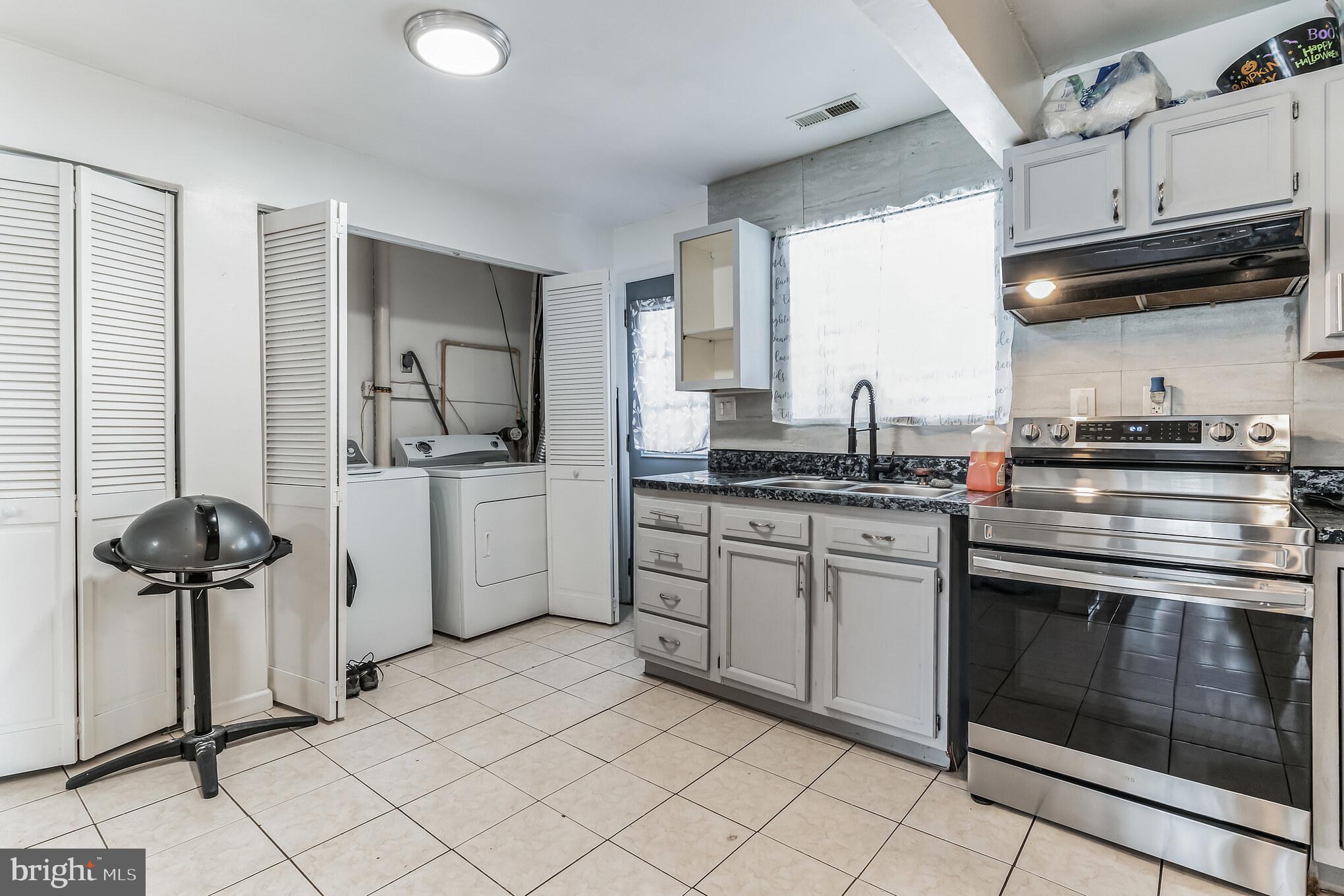 WOODLAND VILLAGE IND HEA - Residential