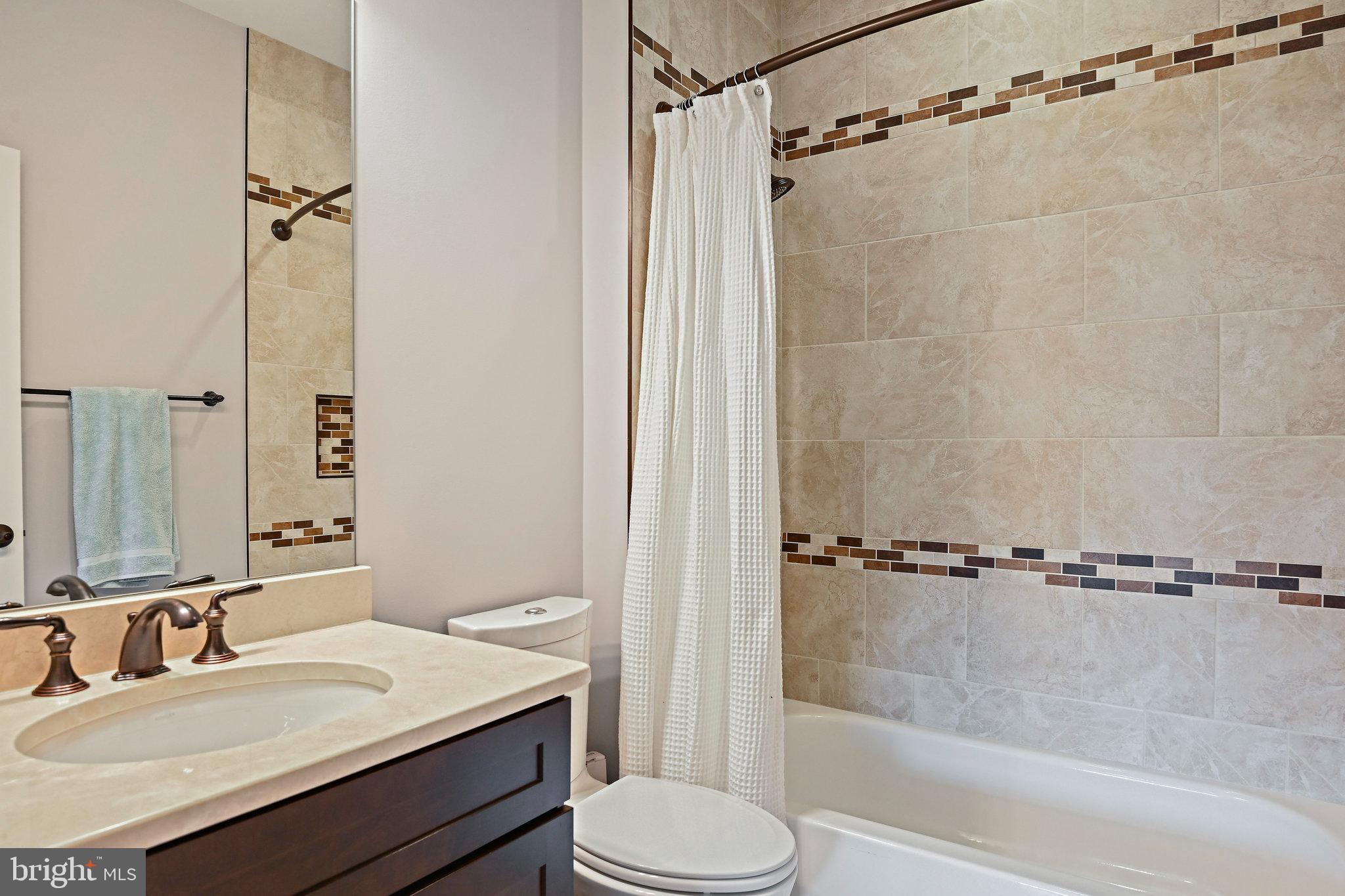 KENT GARDENS - Residential