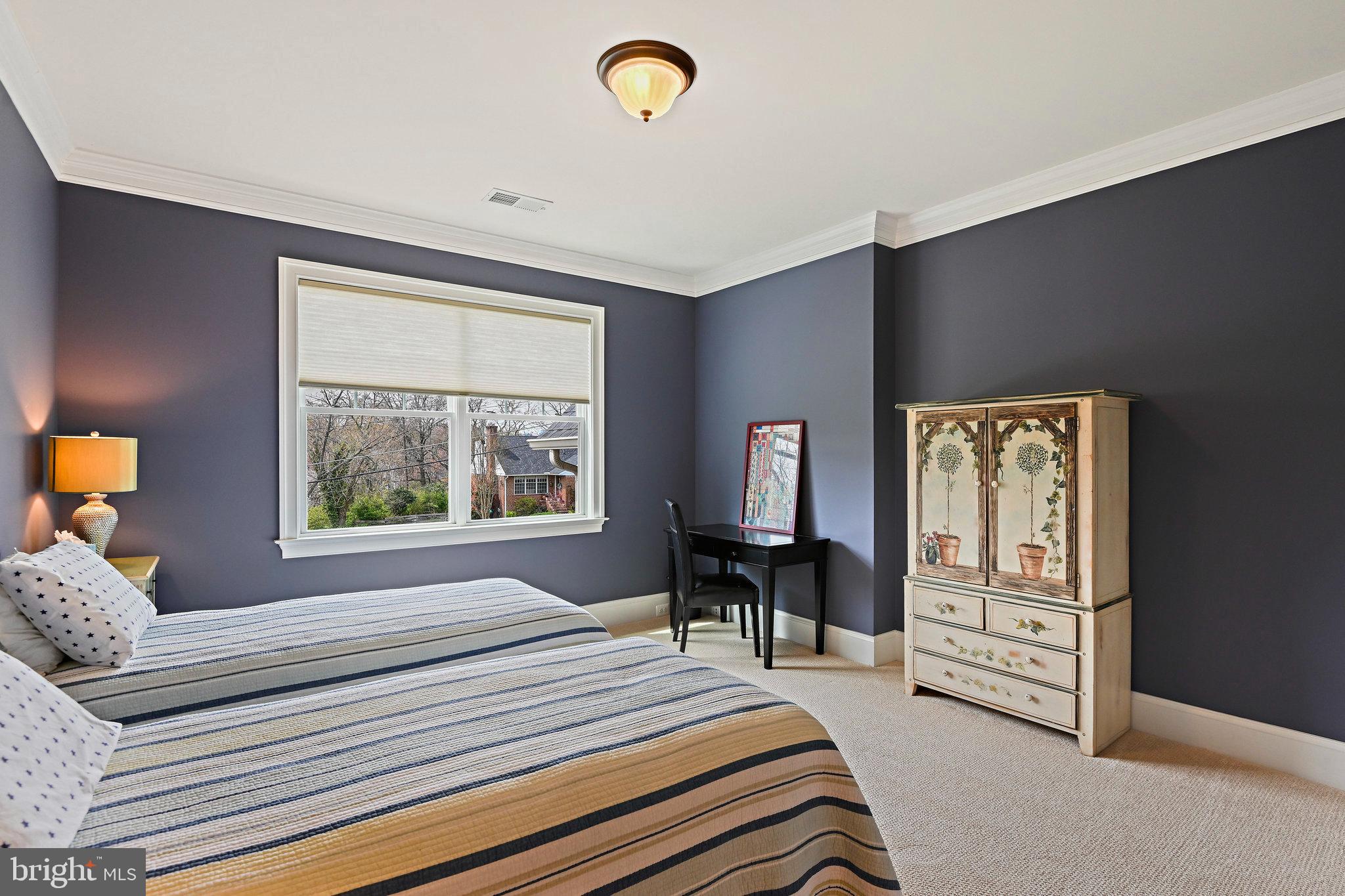 KENT GARDENS - Residential