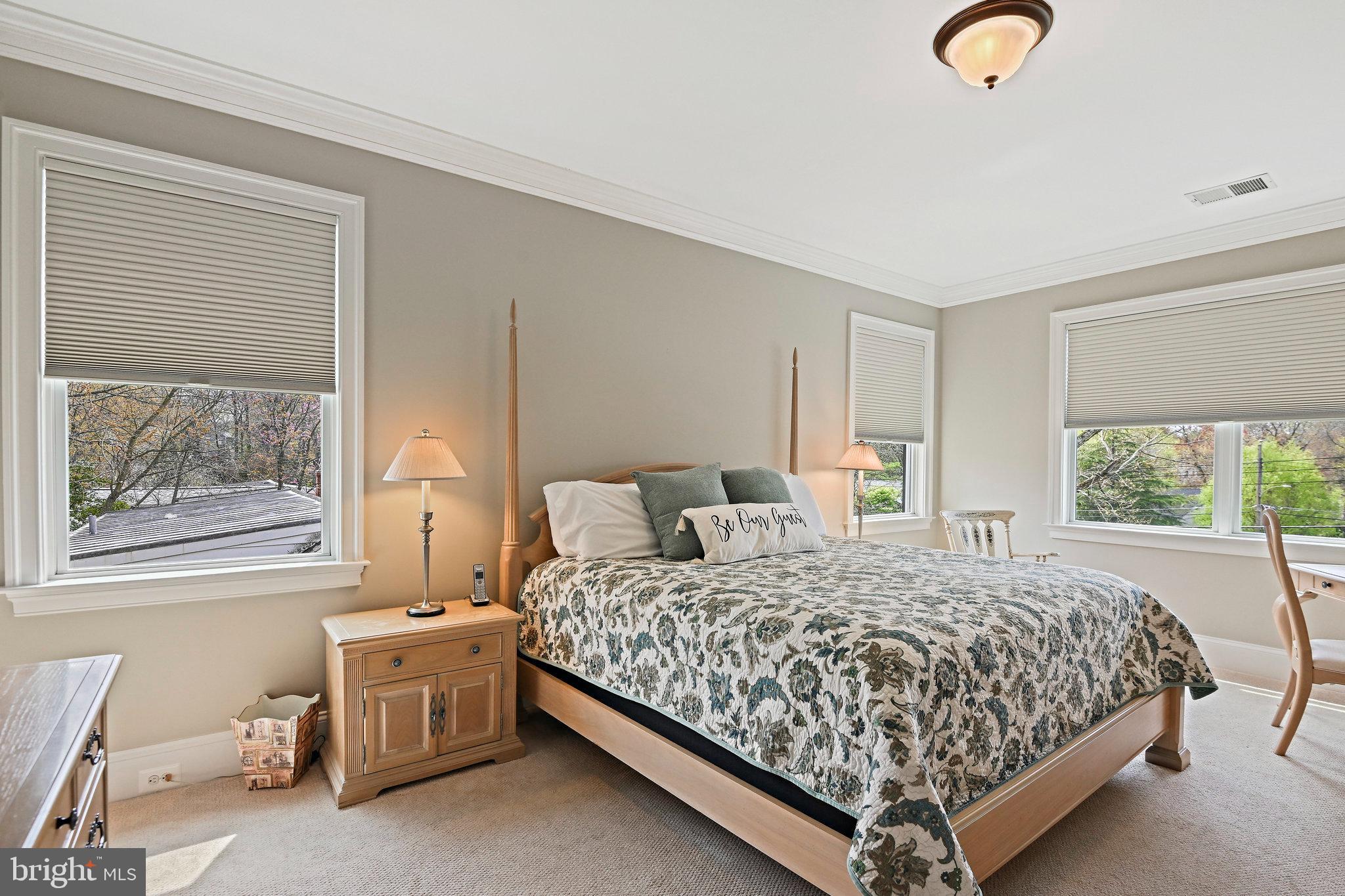 KENT GARDENS - Residential