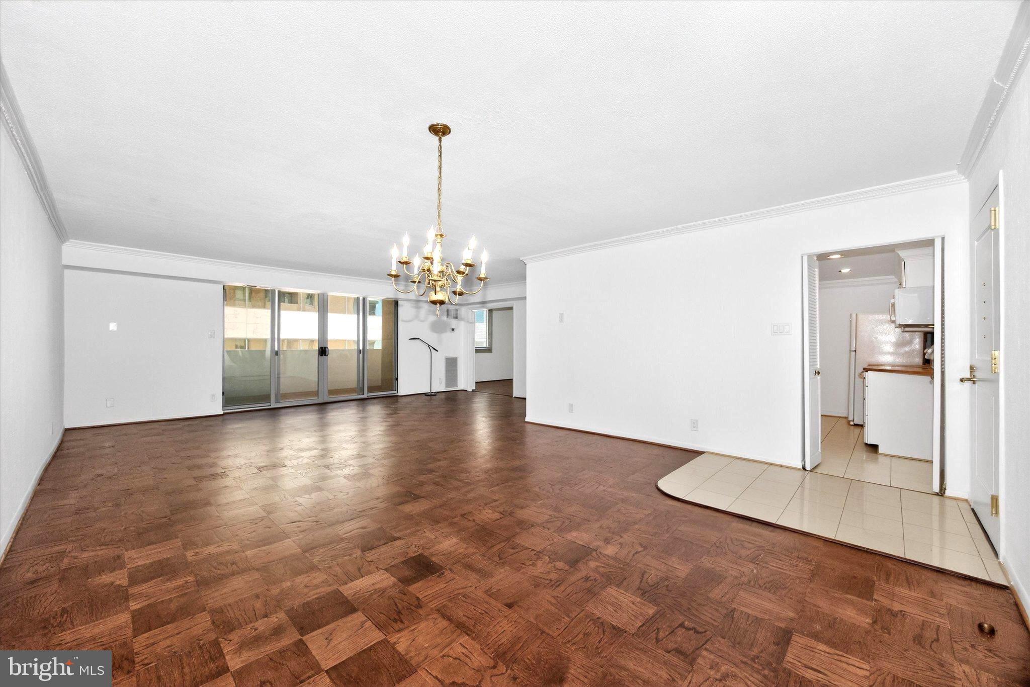 ELIZABETH - Residential