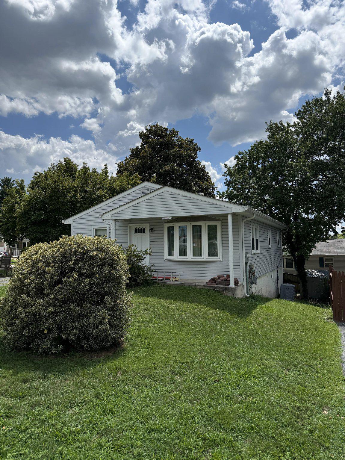 5758 AUGUSTINE
