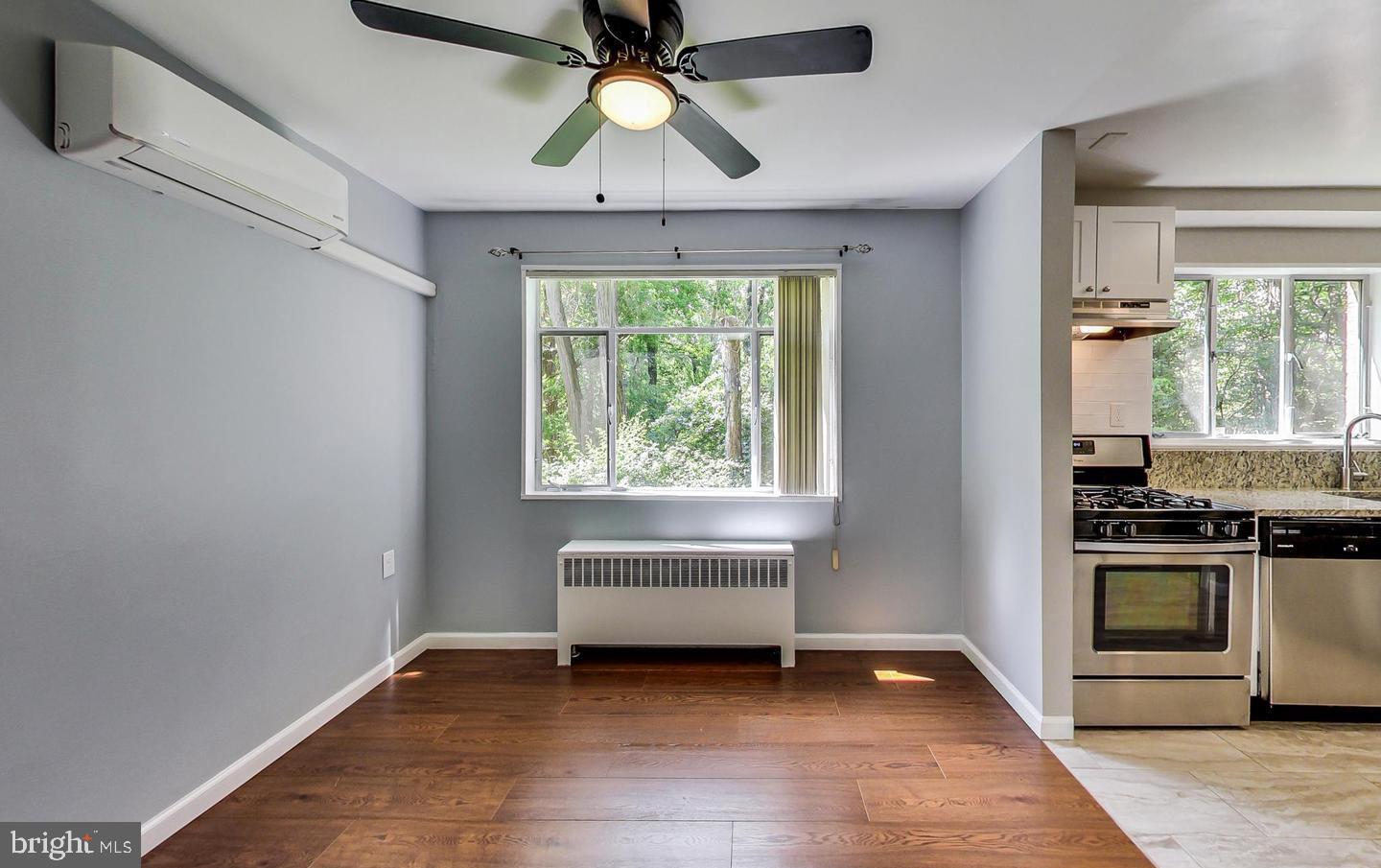 PARKSIDE CONDOMINIUMS - Residential Lease