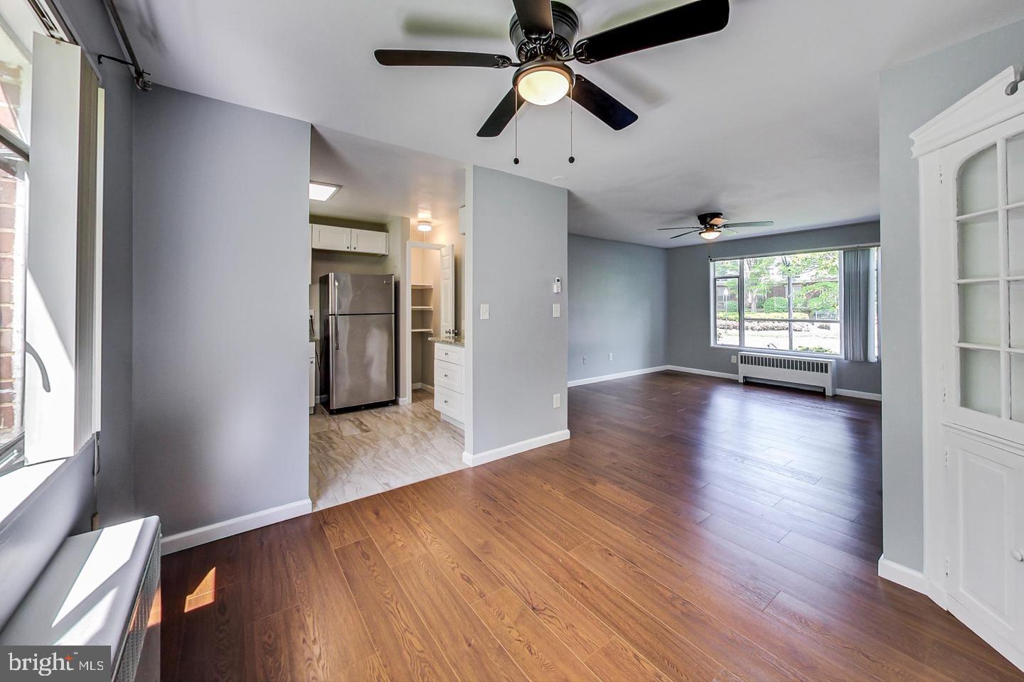 PARKSIDE CONDOMINIUMS - Residential Lease