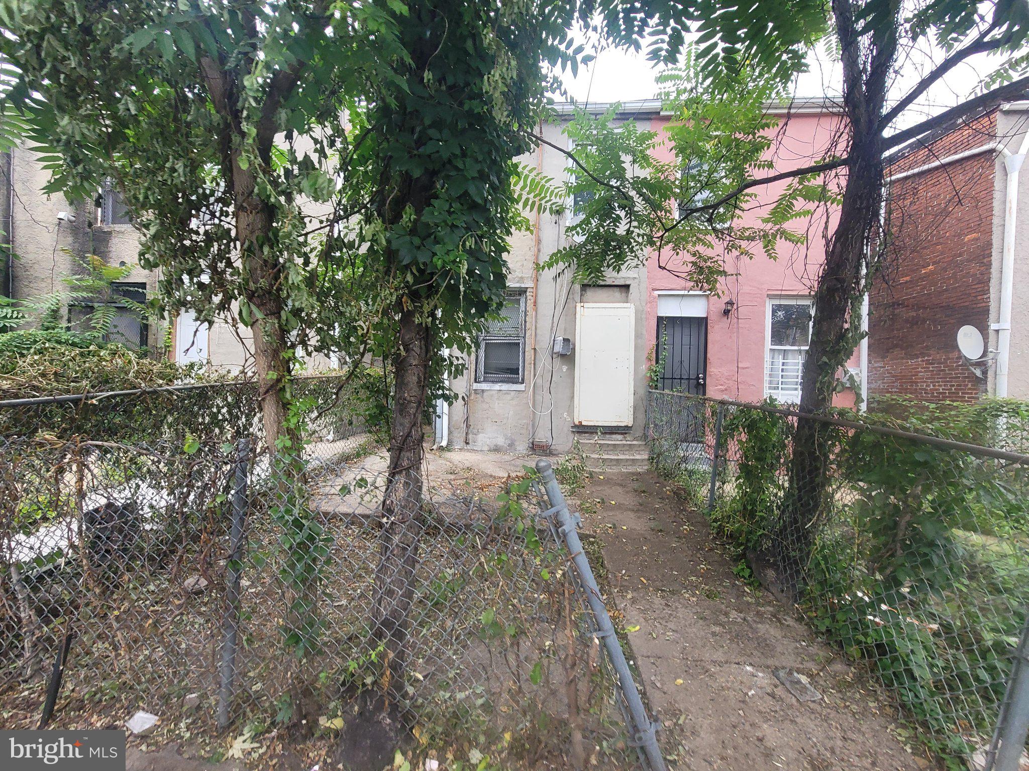 1534 N CAREY STREET