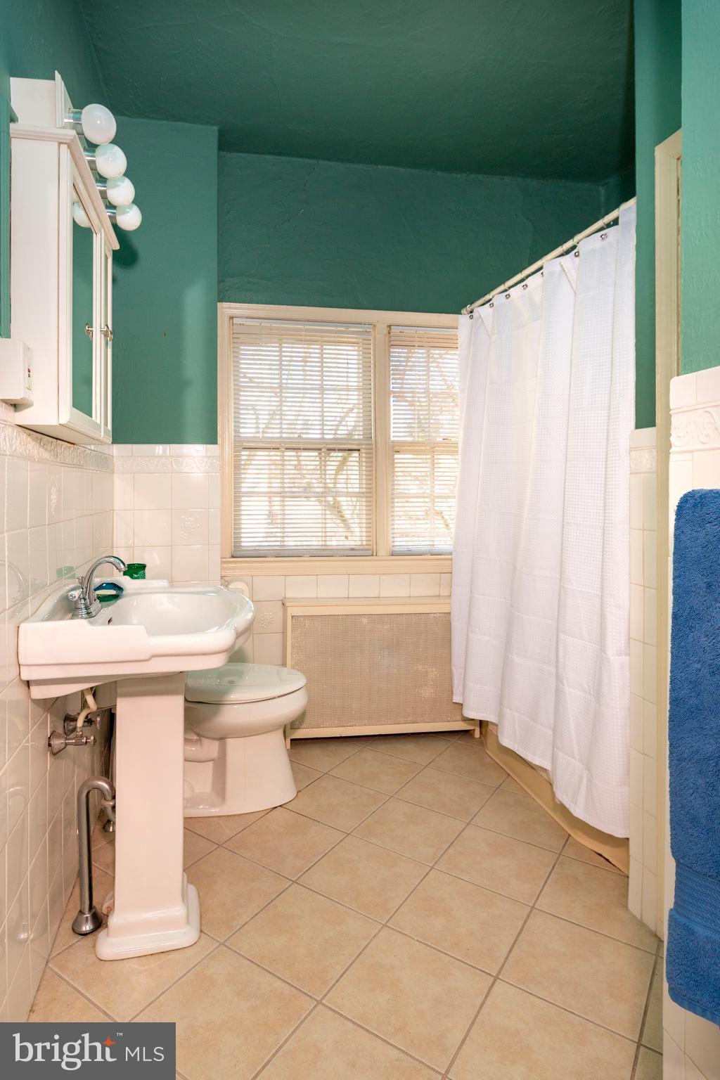 WASHINGTON SQ WEST - Residential