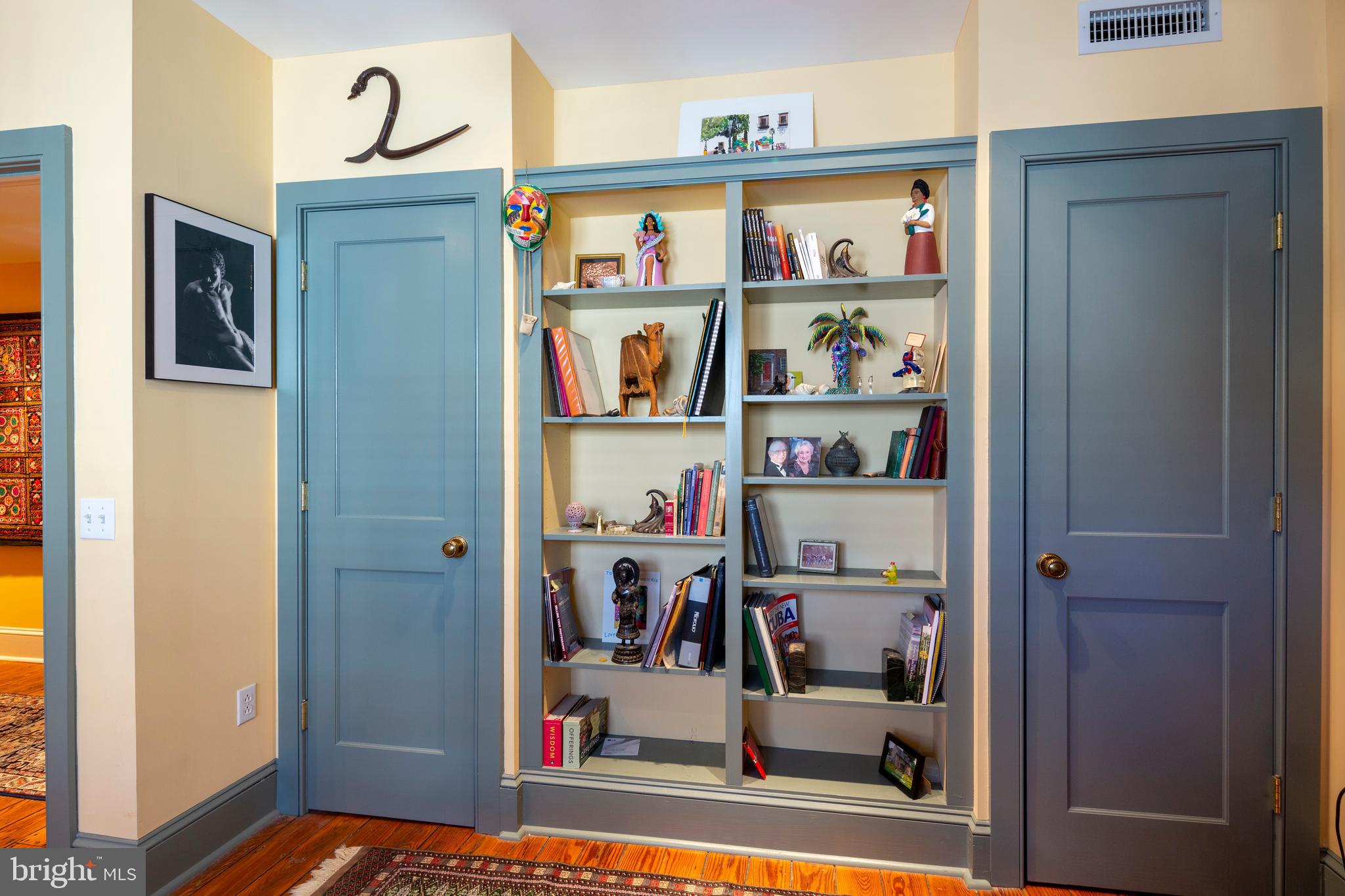 WASHINGTON SQ WEST - Residential