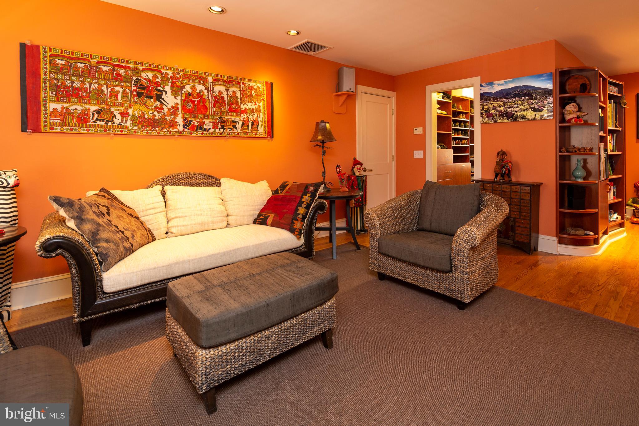 WASHINGTON SQ WEST - Residential