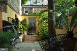 WASHINGTON SQ WEST - Residential