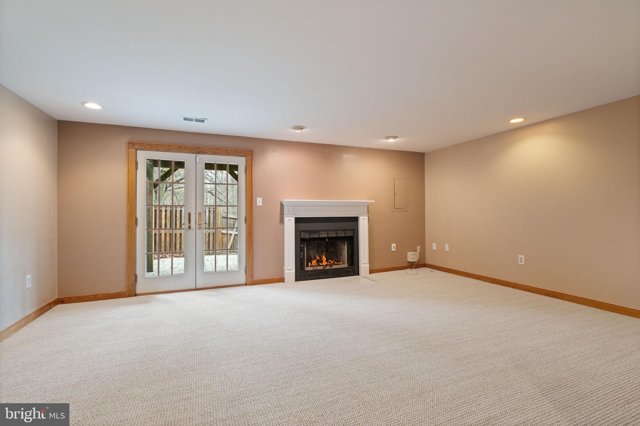 VAN DORN VILLAGE - Residential