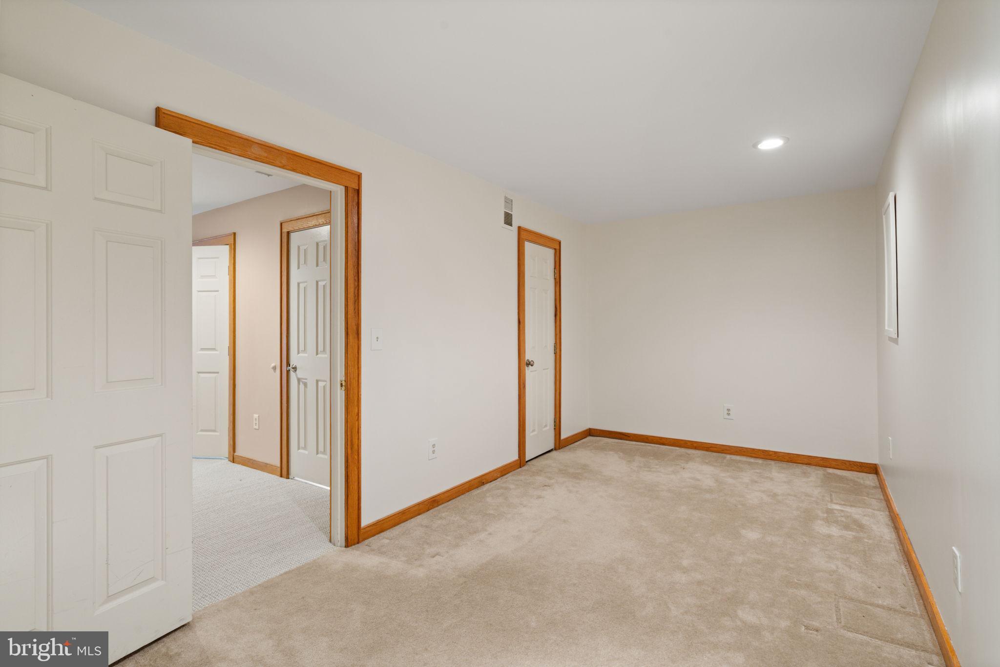 VAN DORN VILLAGE - Residential