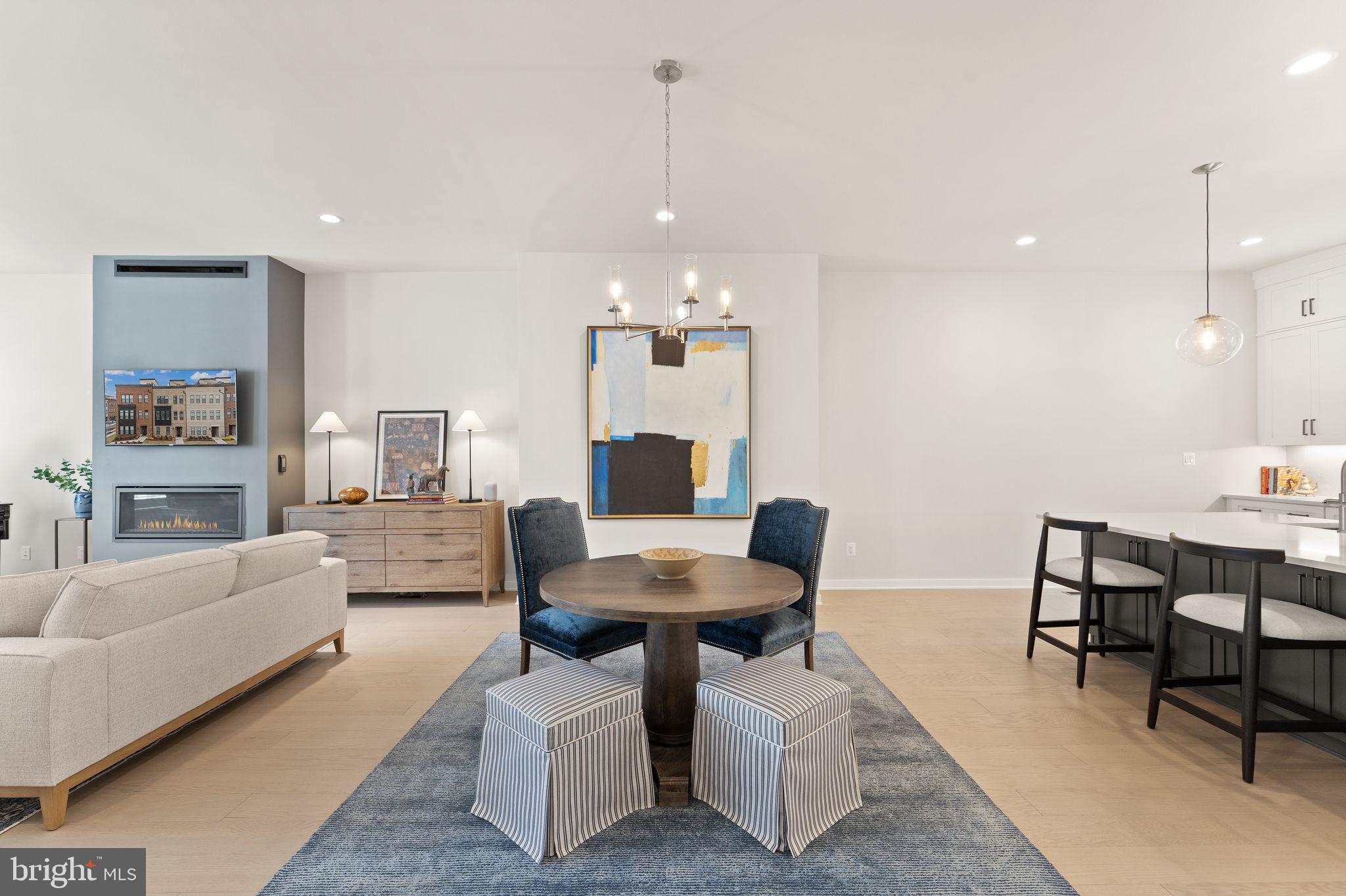 REGENCY AT BELMONT - Residential