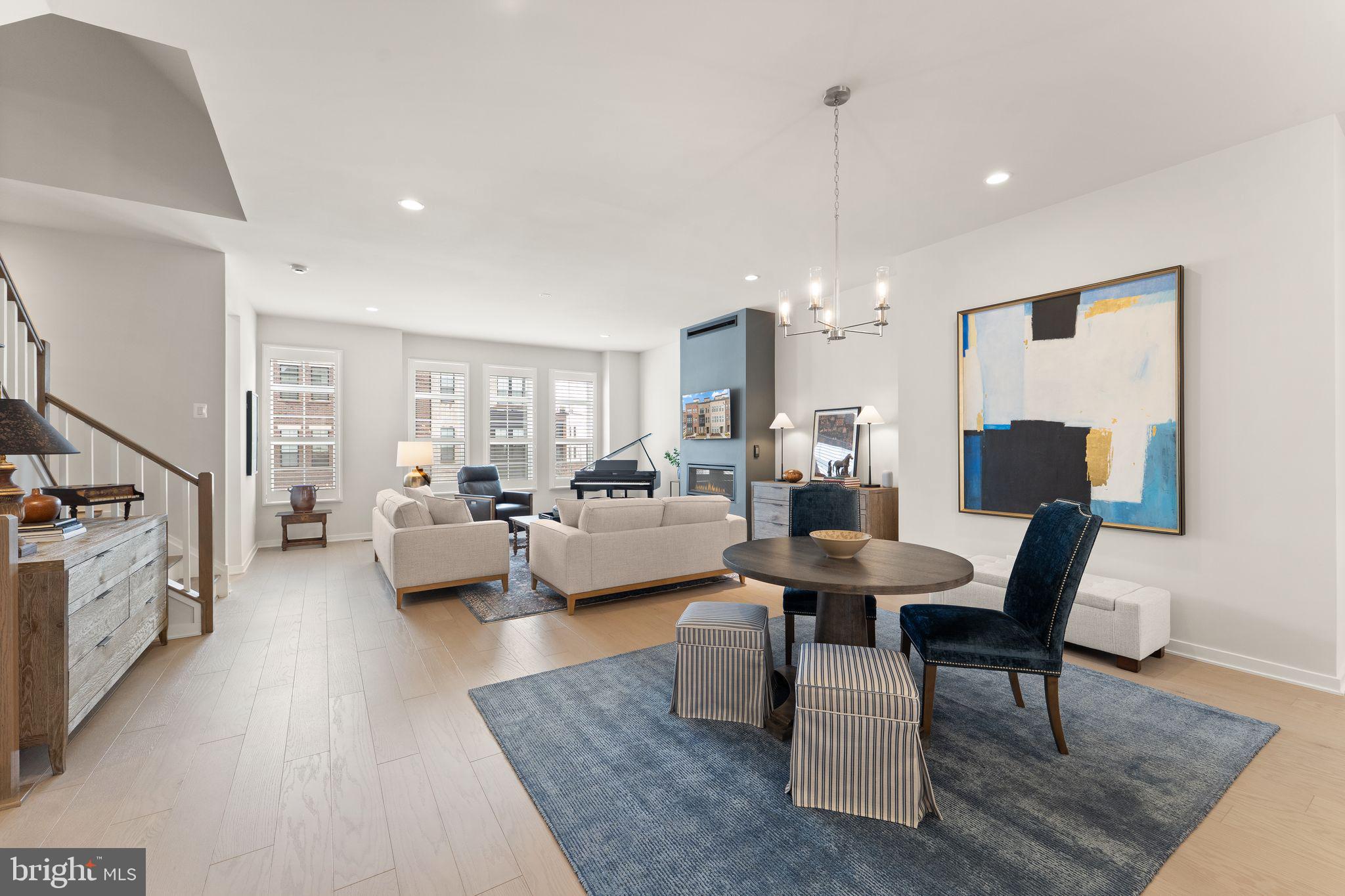 REGENCY AT BELMONT - Residential