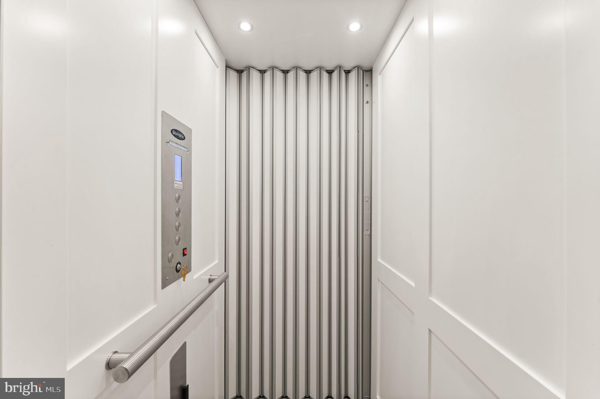 REGENCY AT BELMONT - Residential