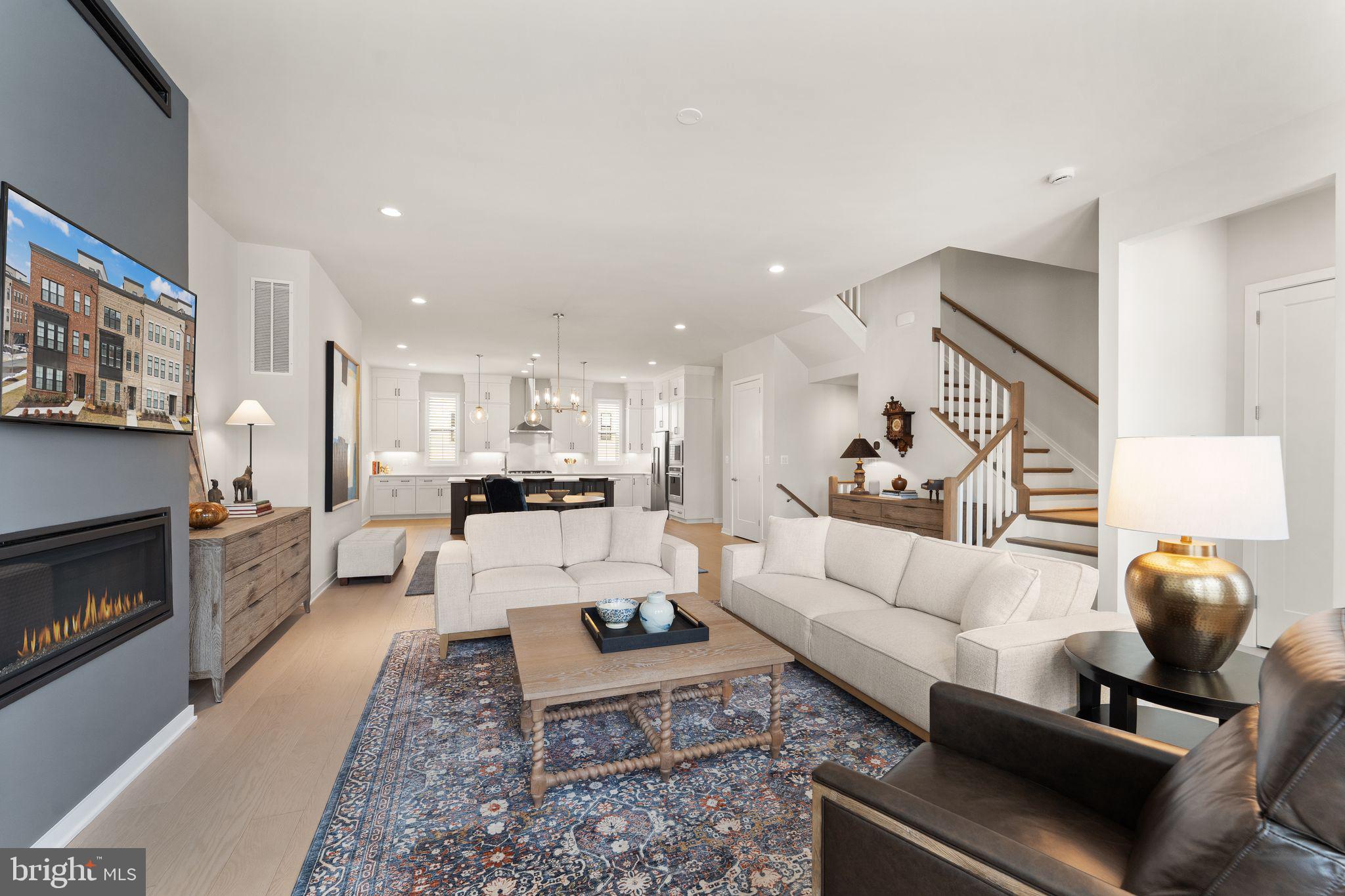 REGENCY AT BELMONT - Residential