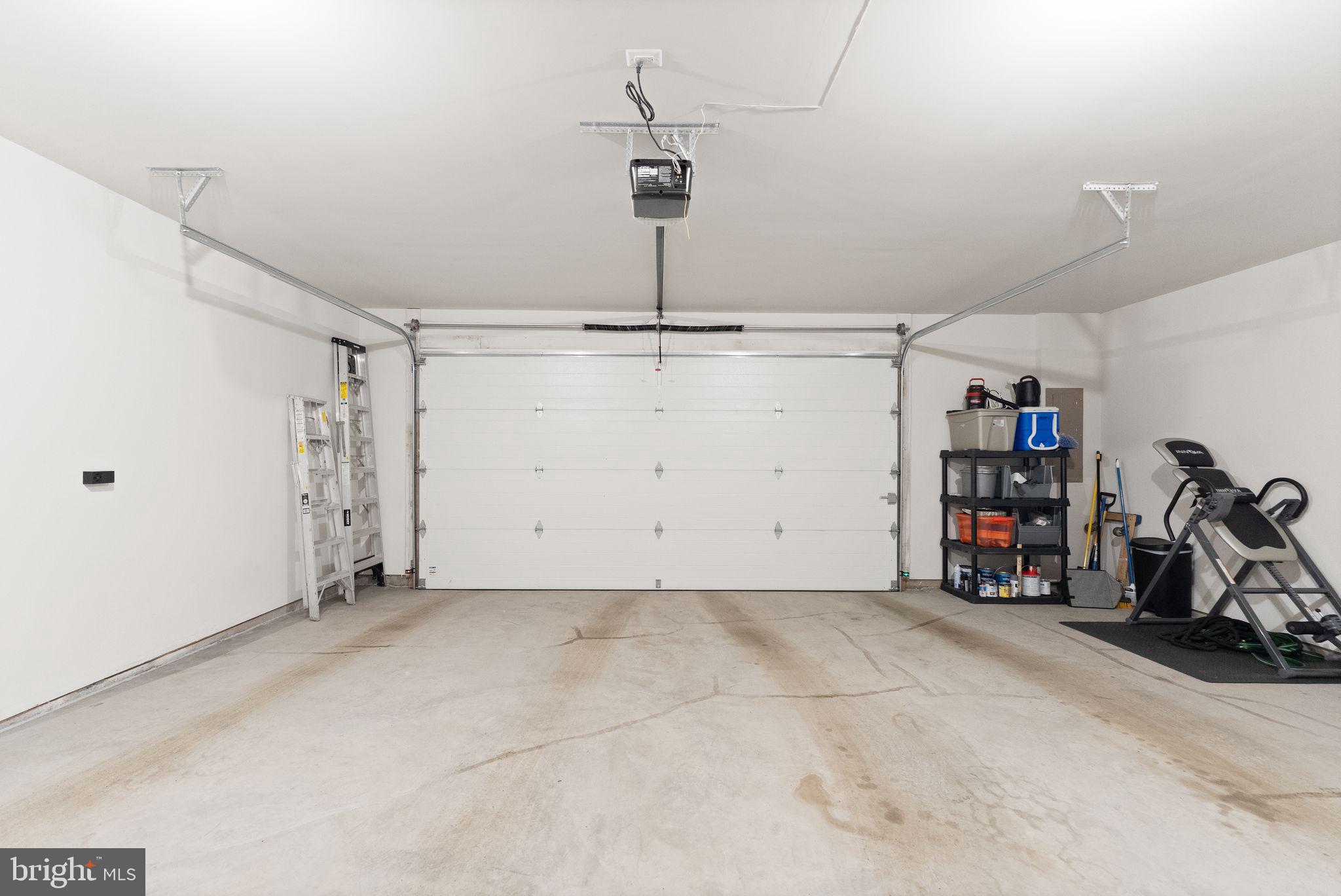 REGENCY AT BELMONT - Residential