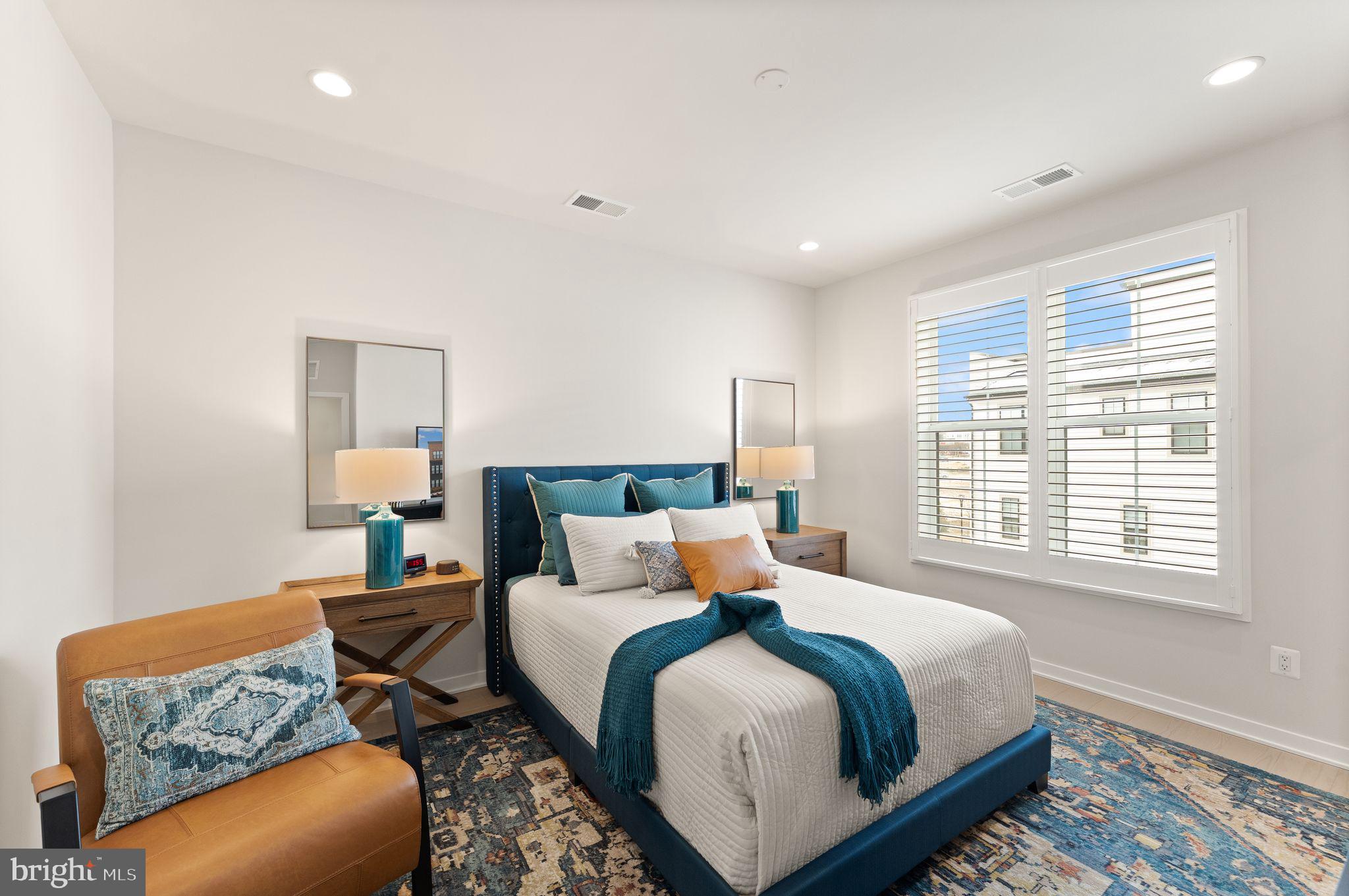 REGENCY AT BELMONT - Residential