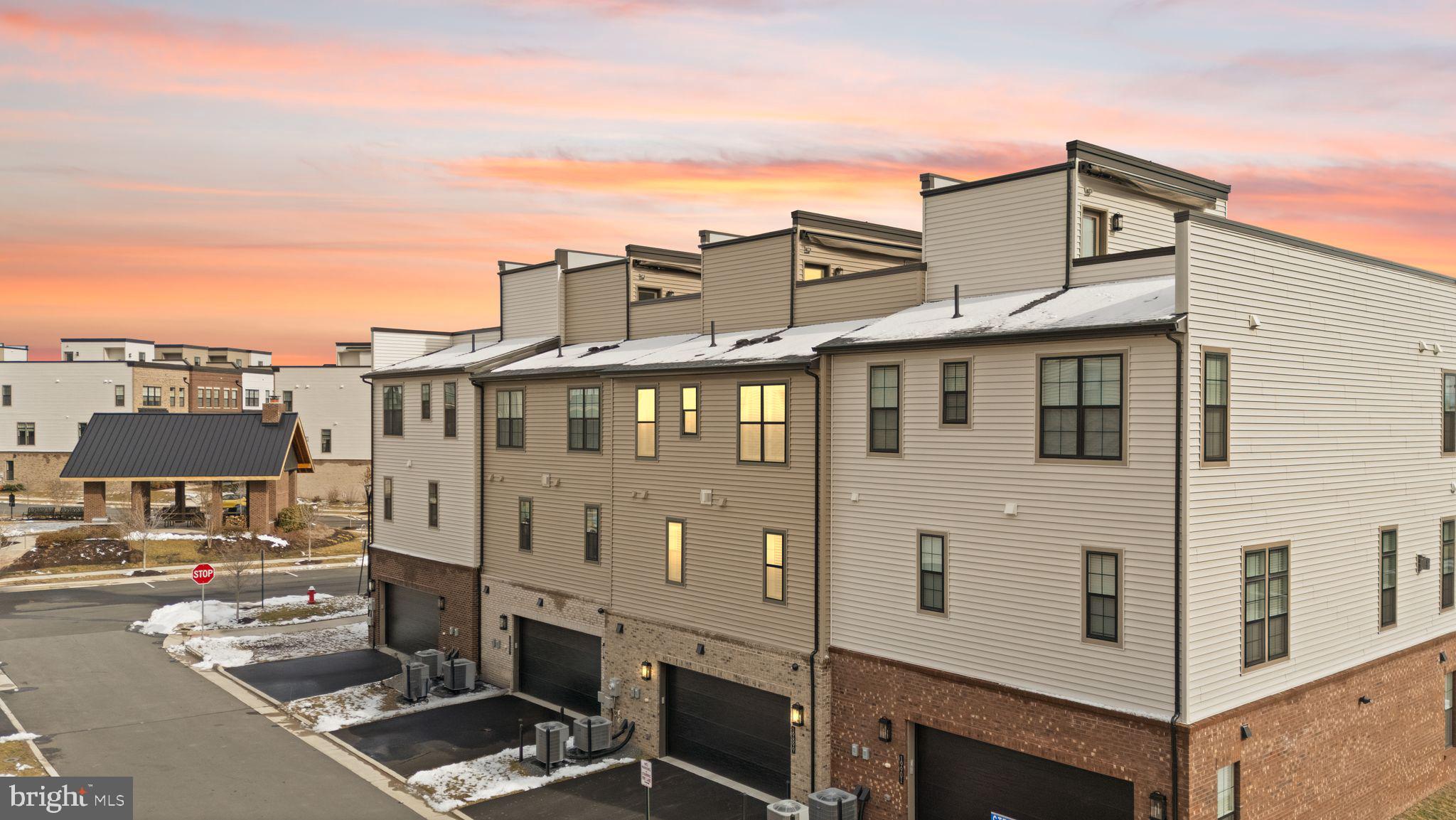 REGENCY AT BELMONT - Residential