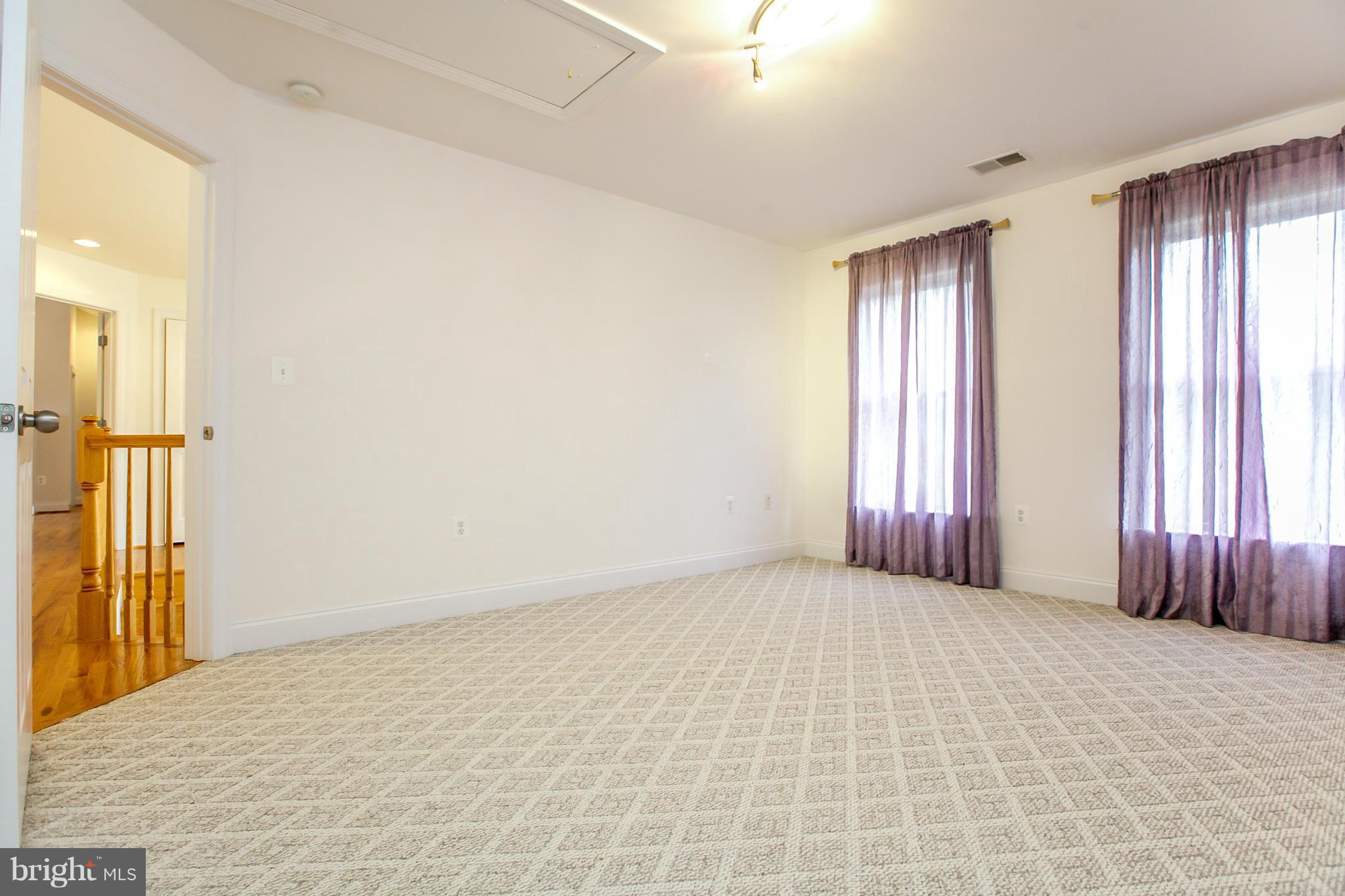 OVERLOOK FARMS - Residential