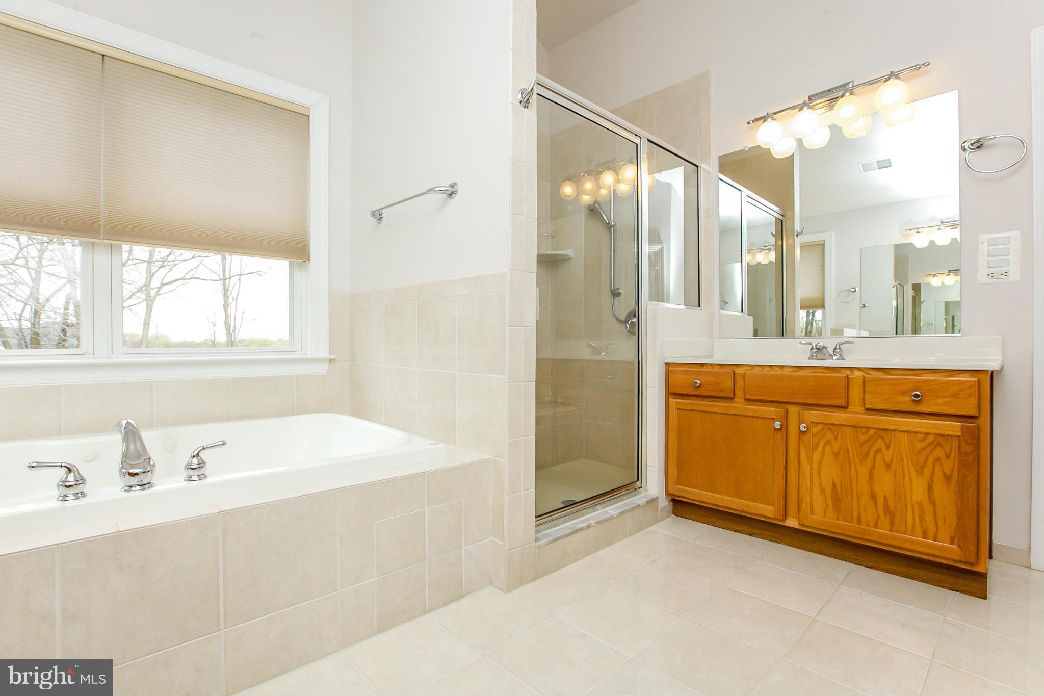 OVERLOOK FARMS - Residential