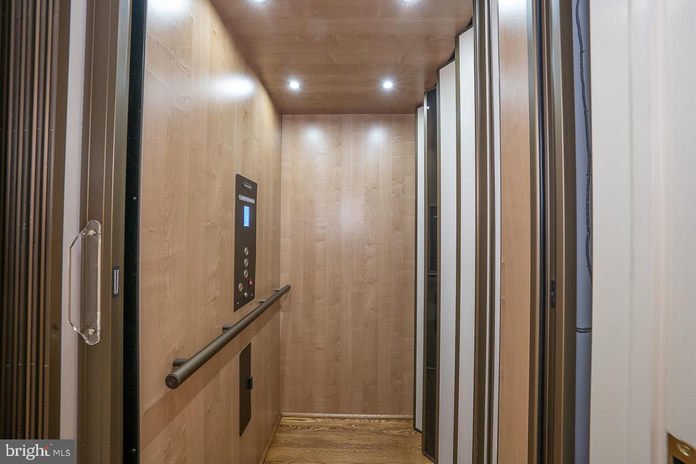 BRYN MAWR - Residential