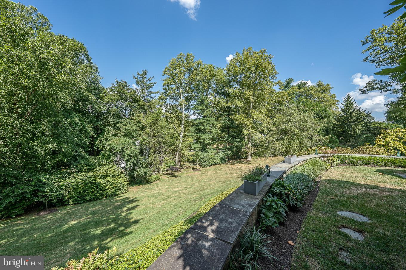 BRYN MAWR - Residential