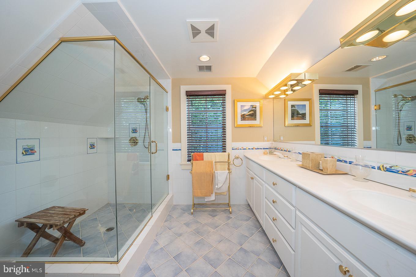 BRYN MAWR - Residential