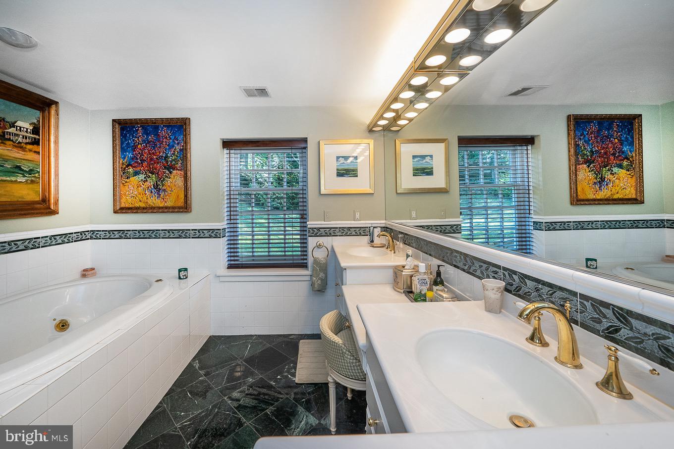 BRYN MAWR - Residential