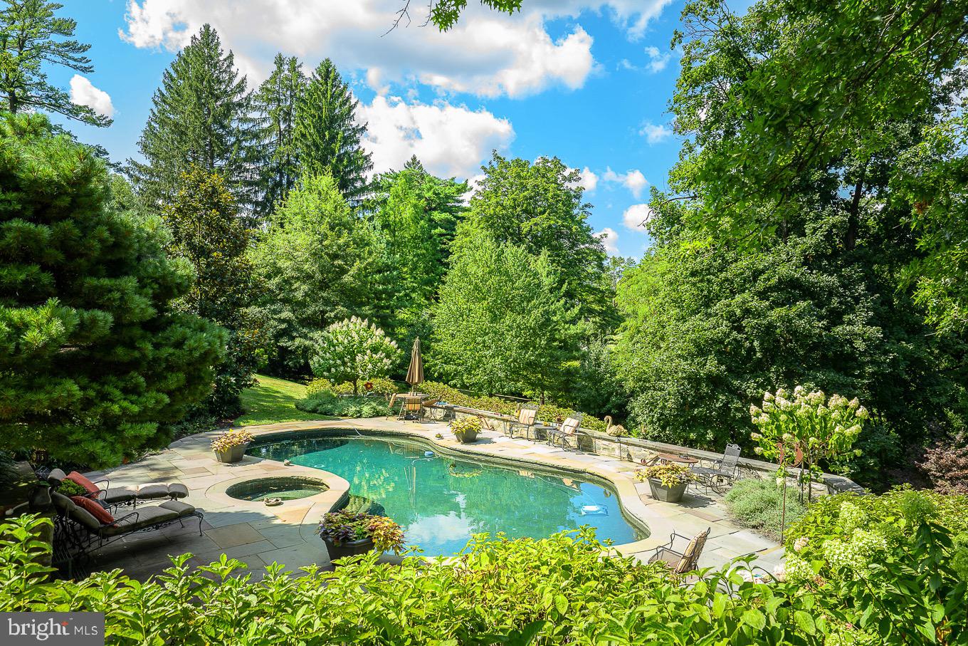 BRYN MAWR - Residential