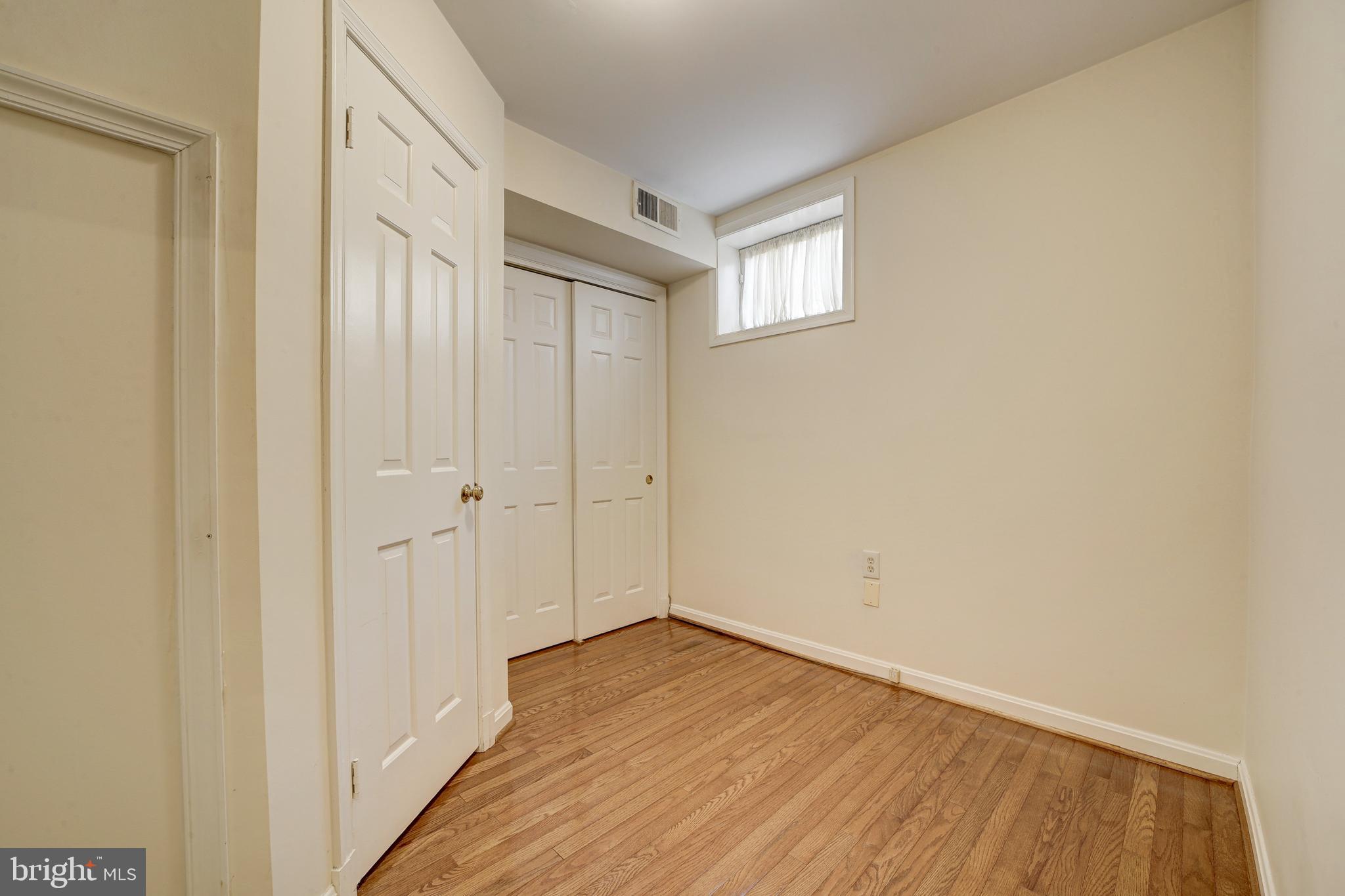 CREST OF WICKFORD - Residential