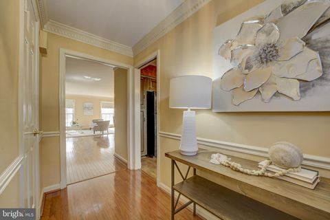 10902 WICKSHIRE WAY F ROCKVILLE MD 20852