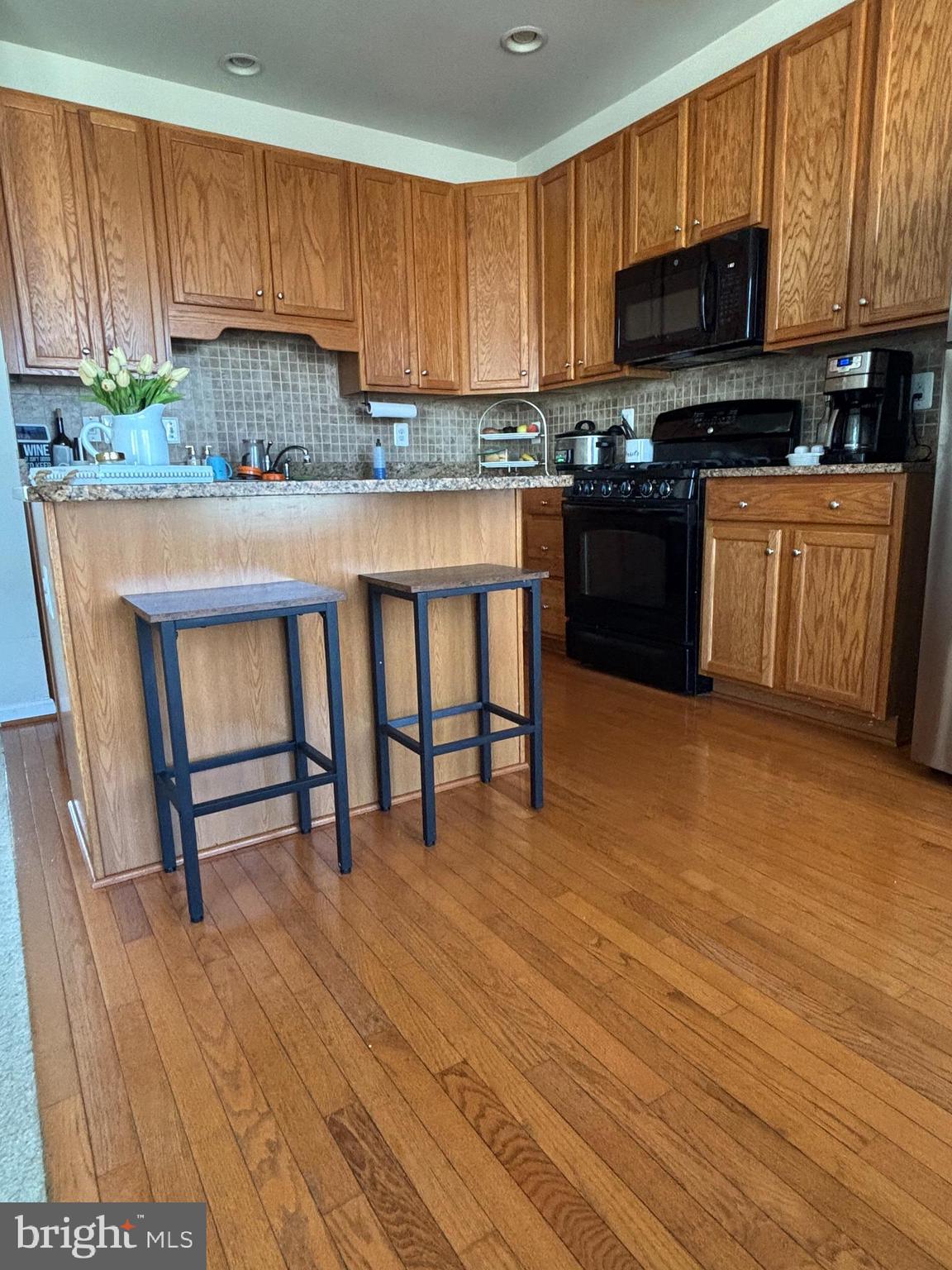 BRINKLEY MANOR - Residential Lease