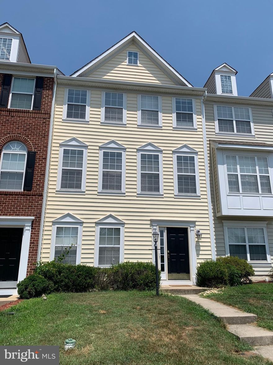 This Brinkley Manor townhouse could be your home! This stylish and spacious home offers 3 levels of living space featuring 4 bedrooms, 3.5 bathrooms with 2 car garage. 
The open-concept main level boasts a sprawling living room connected to a large eat-in kitchen with hardwood floors, large windows, gas fireplace and ample storage. Upstairs, enjoy 3 generous bedrooms with large windows and closet space, a hall bath and the convenience of a bedroom-level laundry area. The primary suite includes a huge walk-in closet, vaulted ceiling, and an en-suite bathroom with a double vanity, soaking tub and tiled shower. The lower level boasts a 4th bedroom, a full bathroom, storage closets and access to the 2 car garage. Freshly painted and re-carpeted stairs with new light fixtures. The neighborhood is lovely with many families and opportunities for activity. Quaint New Market or Downtown Frederick is a short distance by foot, bike, or car. Please note: dogs allowed on a case-by-case basis. No smoking. Utilities are not included in monthly rent.