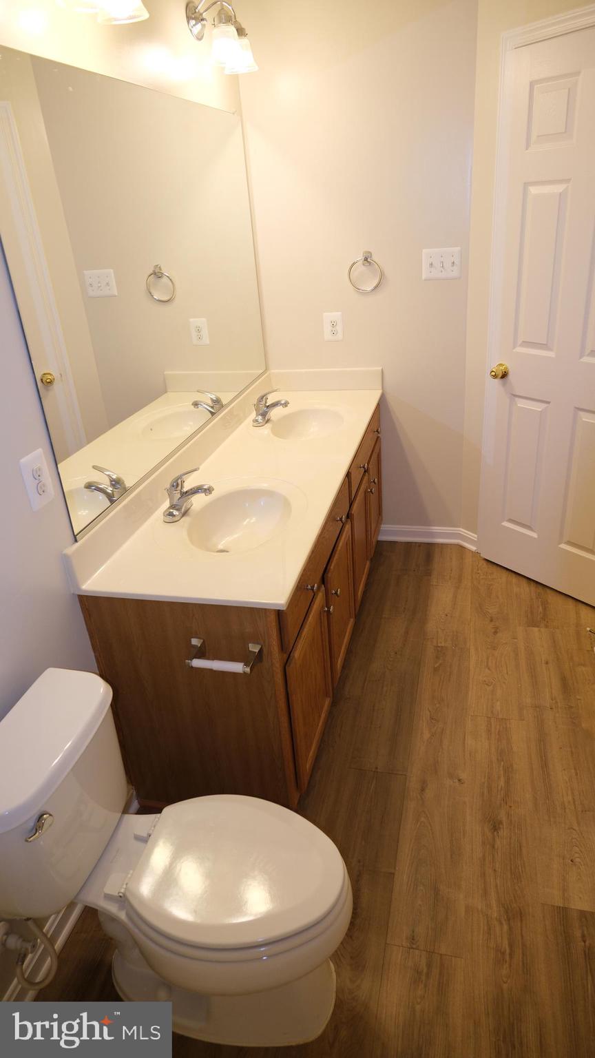 BRINKLEY MANOR - Residential Lease