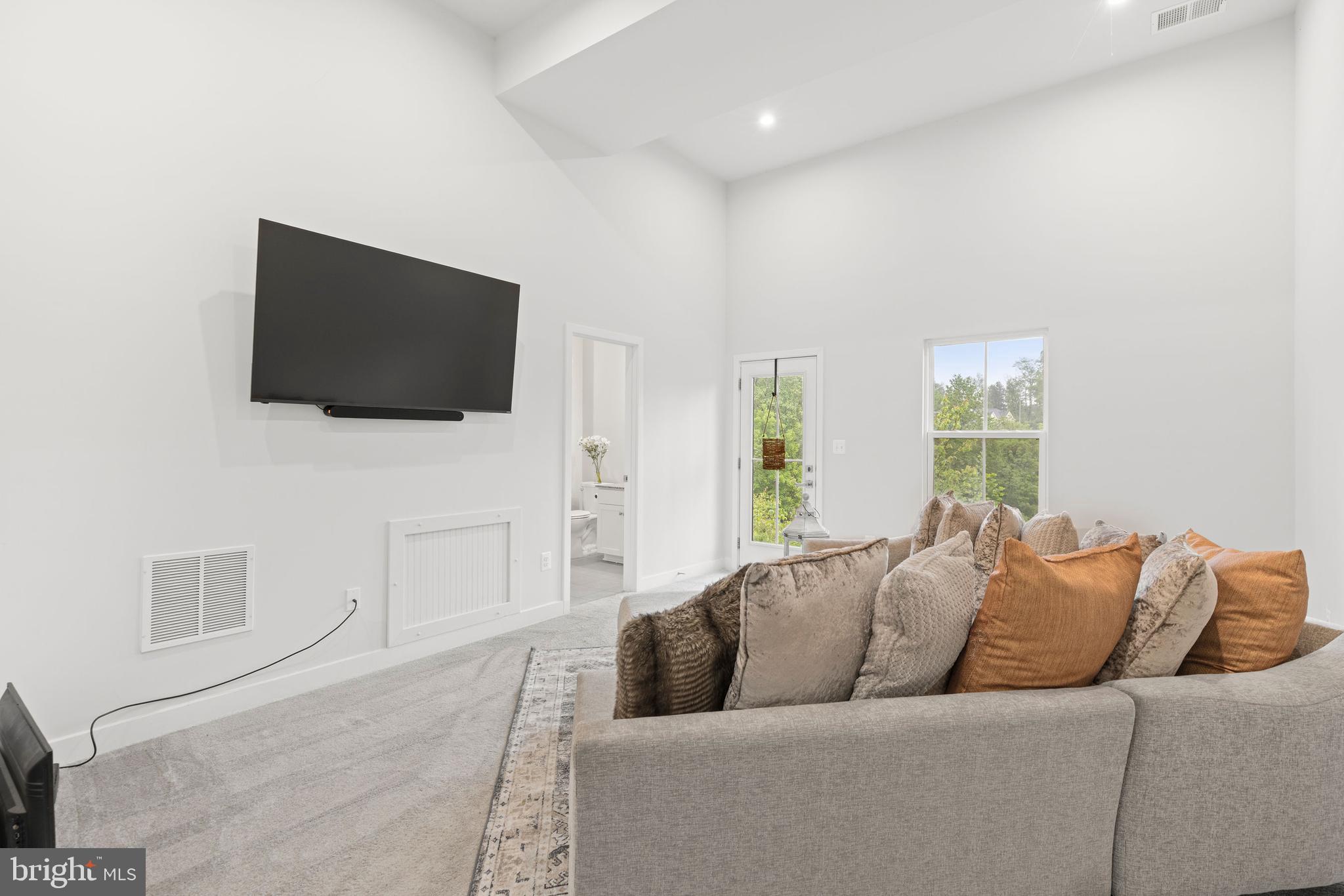 MAGNESS MILL - Residential