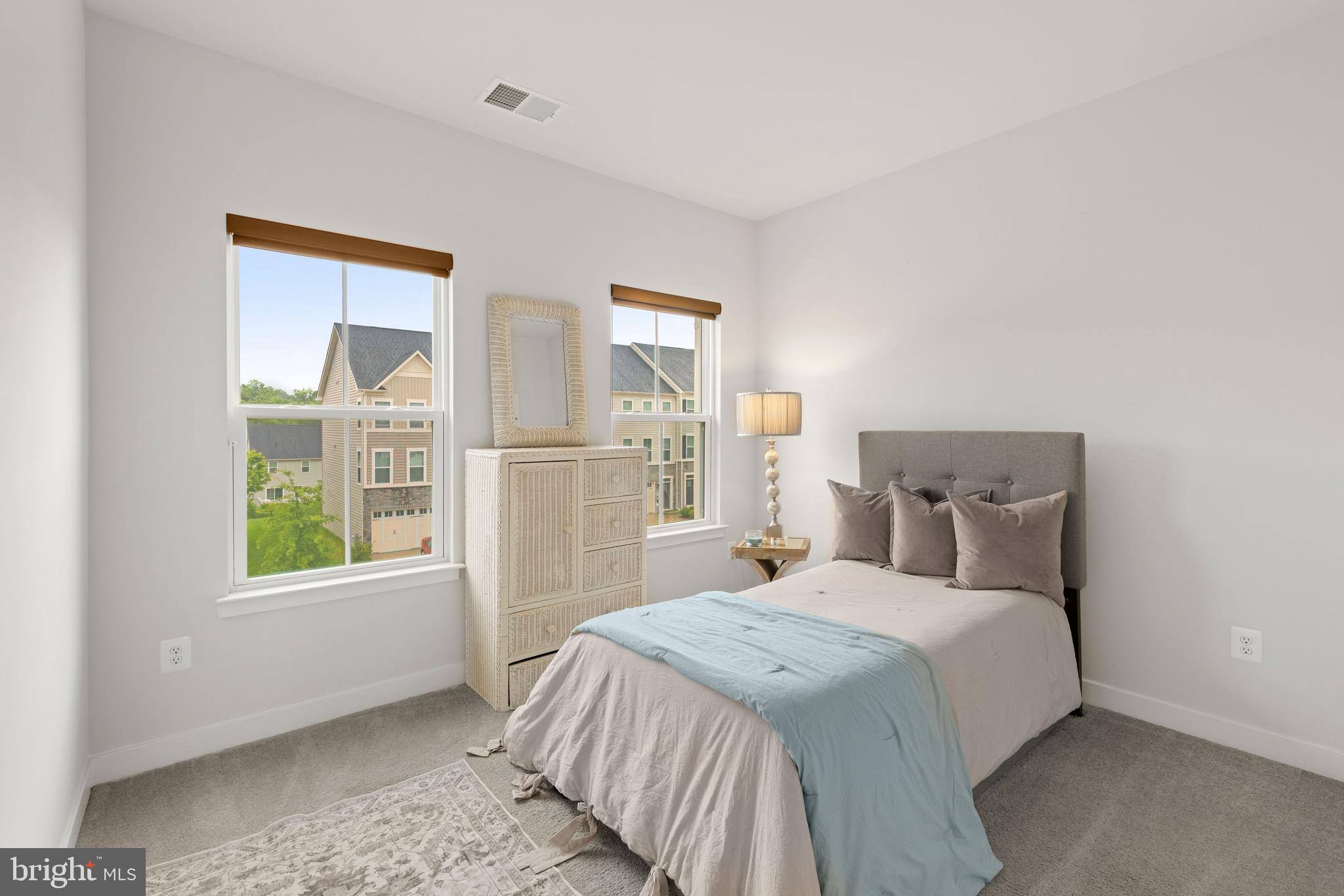 MAGNESS MILL - Residential