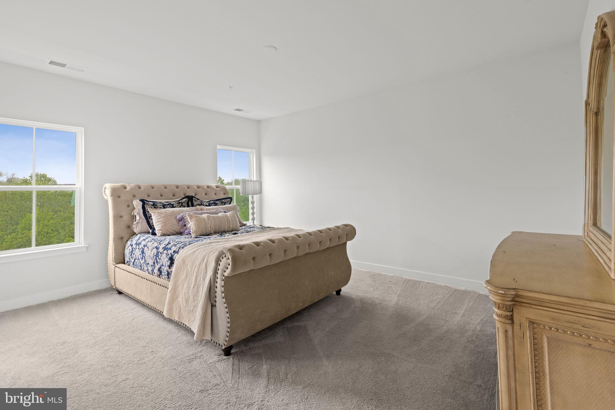 MAGNESS MILL - Residential