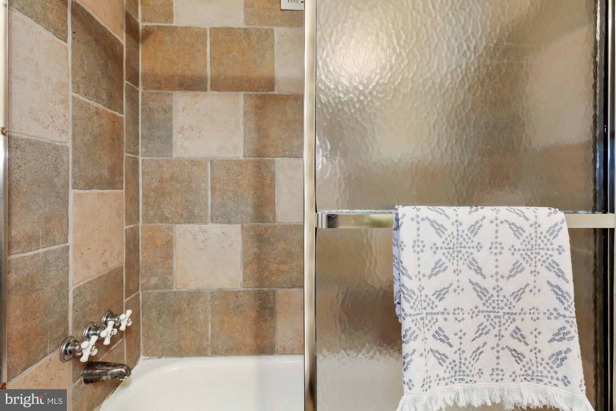 DEEPWOOD - Residential