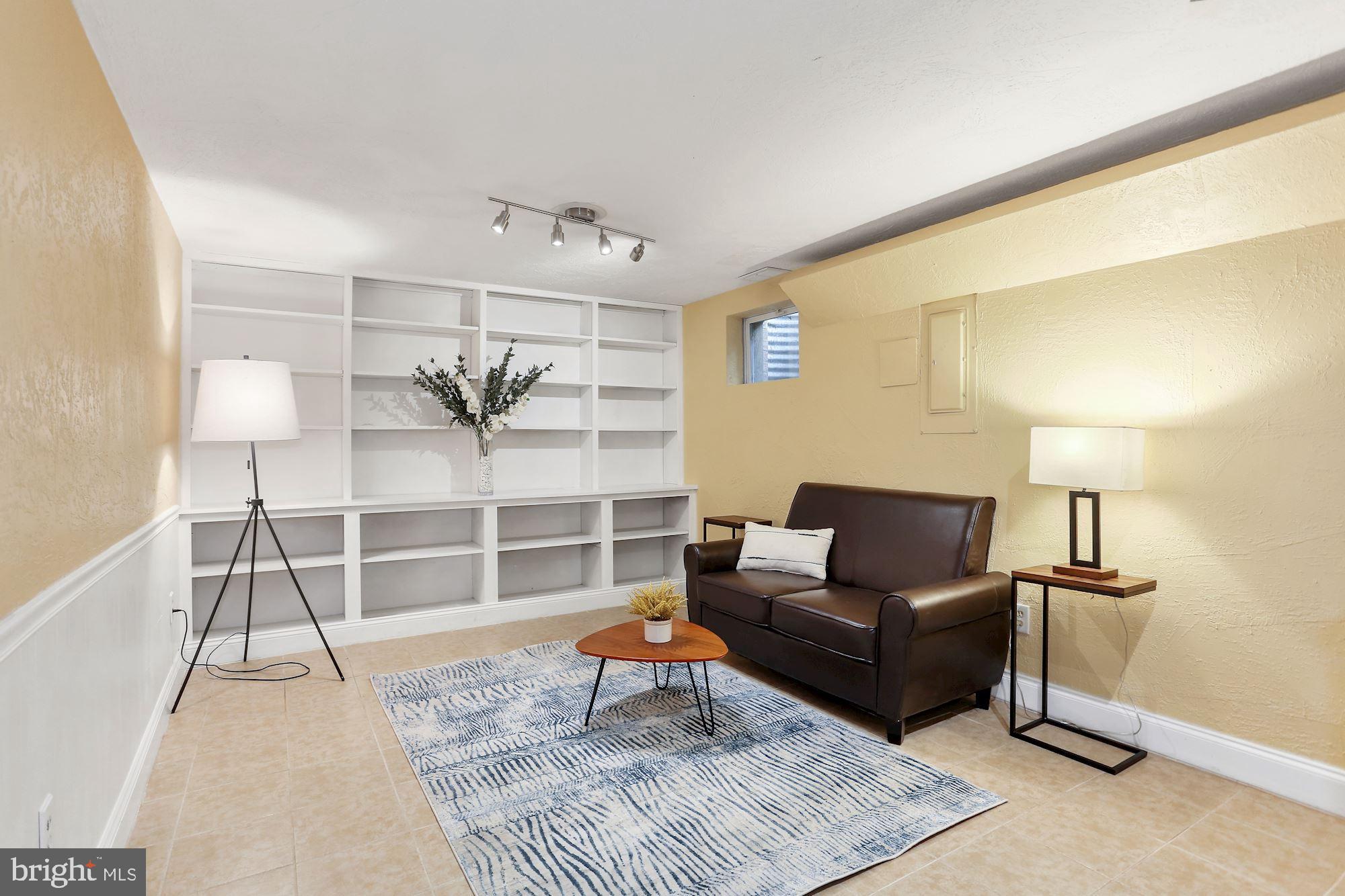 DEEPWOOD - Residential