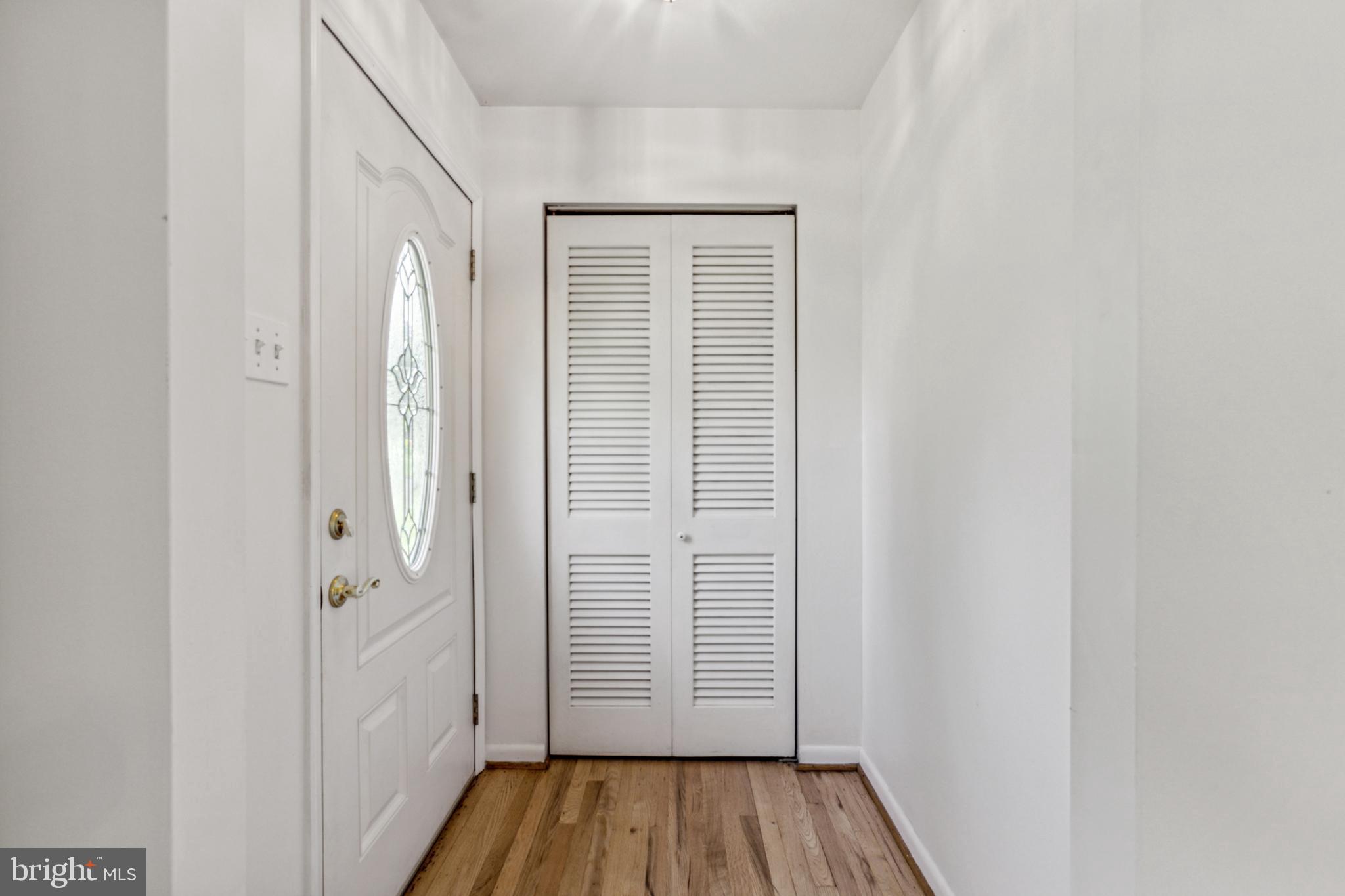 THOMSON ESTATES - Residential Lease